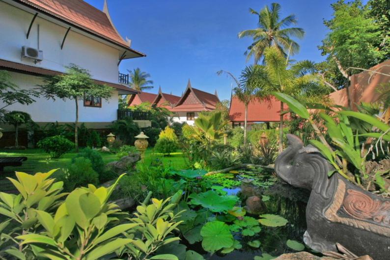 Paradise Island Estate