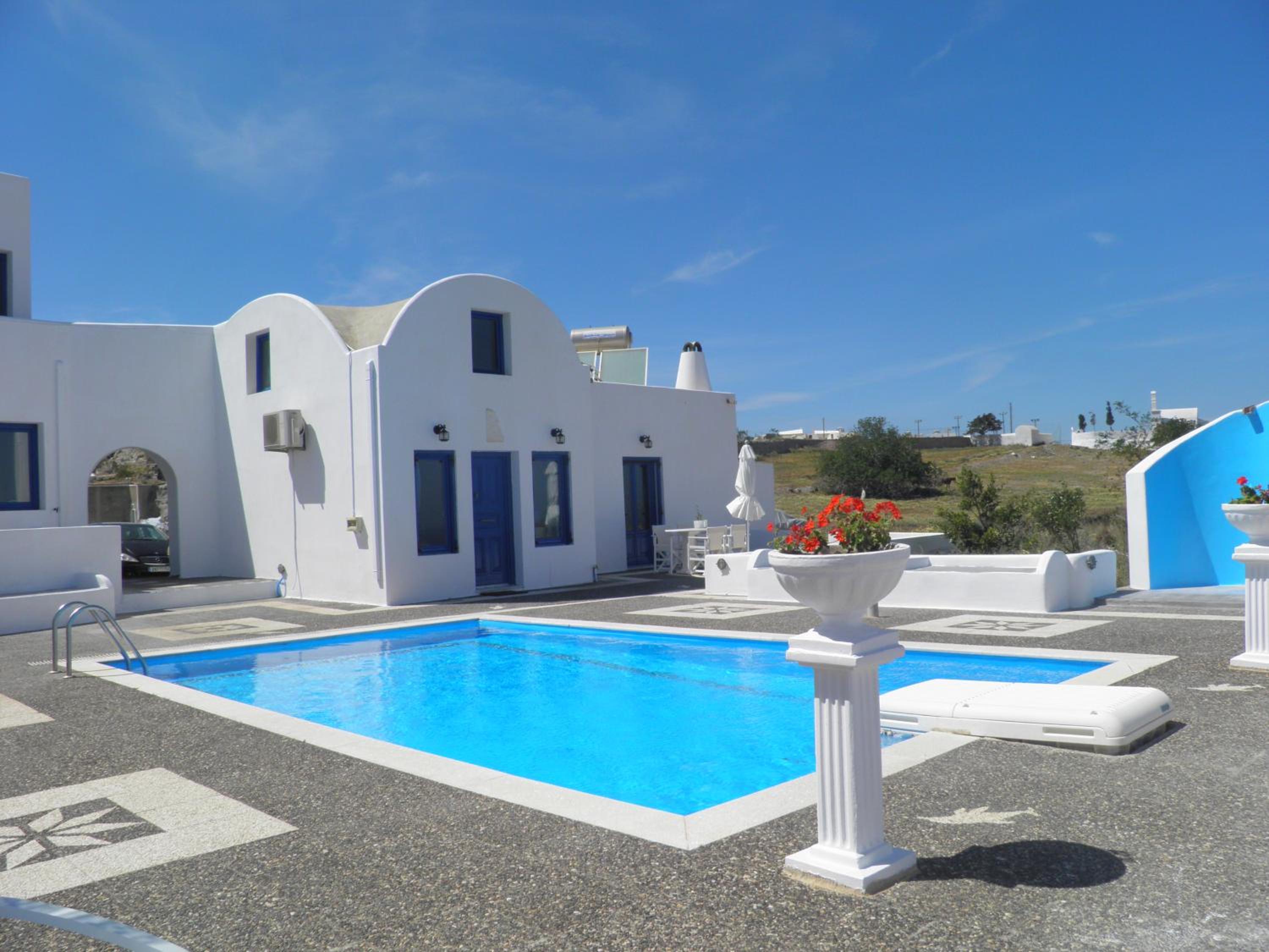 Santorini Traditional Suites photo 2
