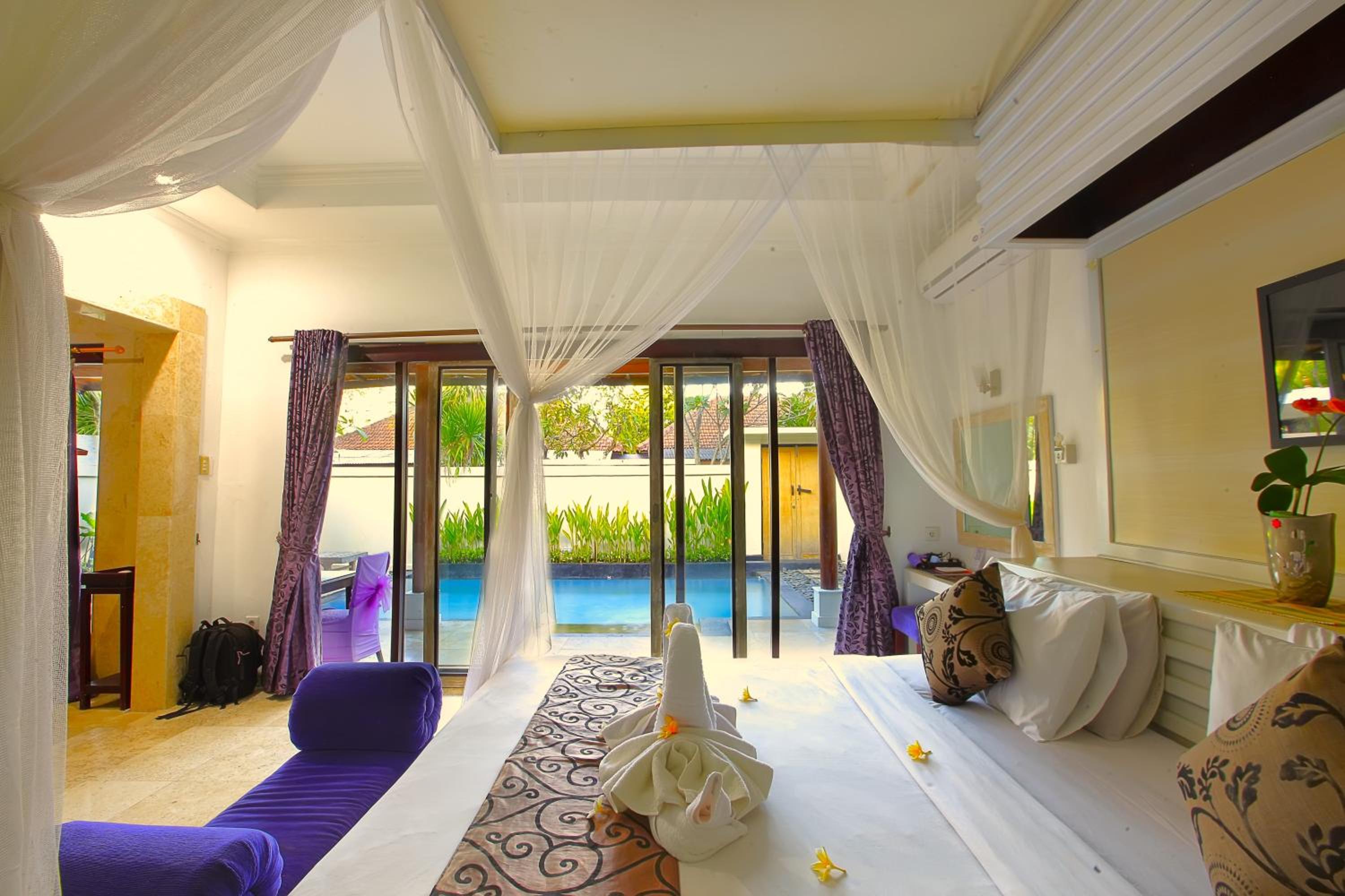 Private Pool Villas Kuta Bali