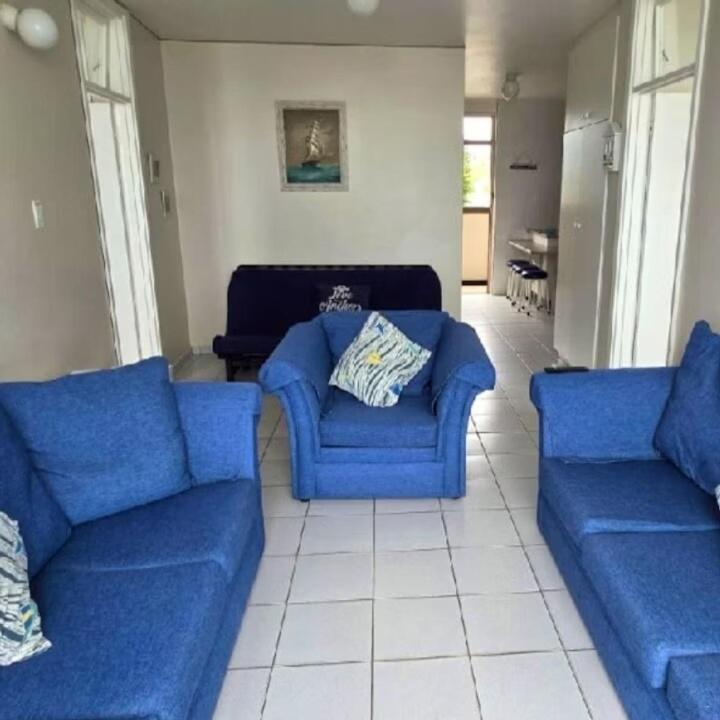 Peacehaven's Top Floor Gem 703