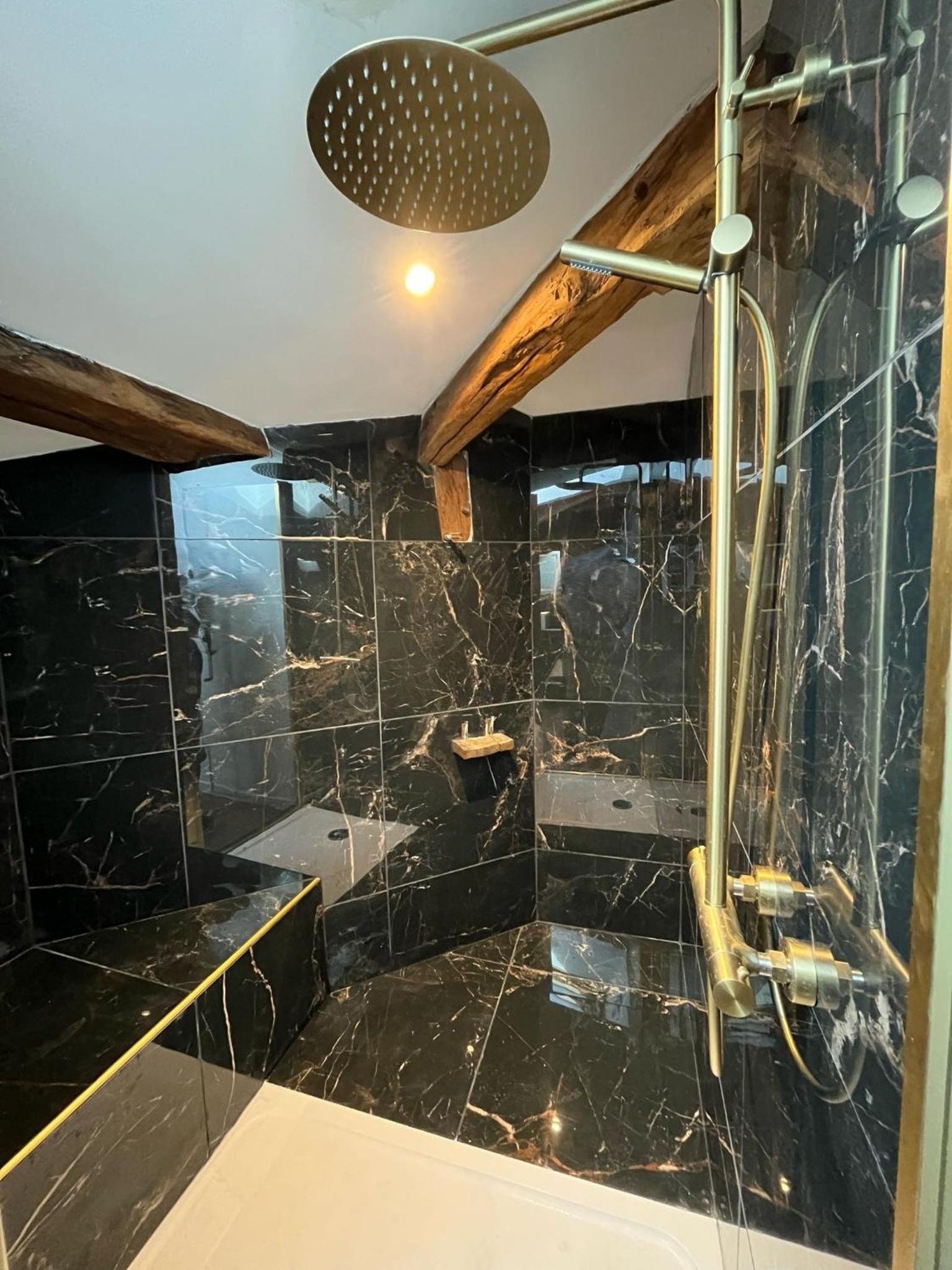 Domaine de Pourrouquet - Chambres d'hôtes de charme avec piscine et spa