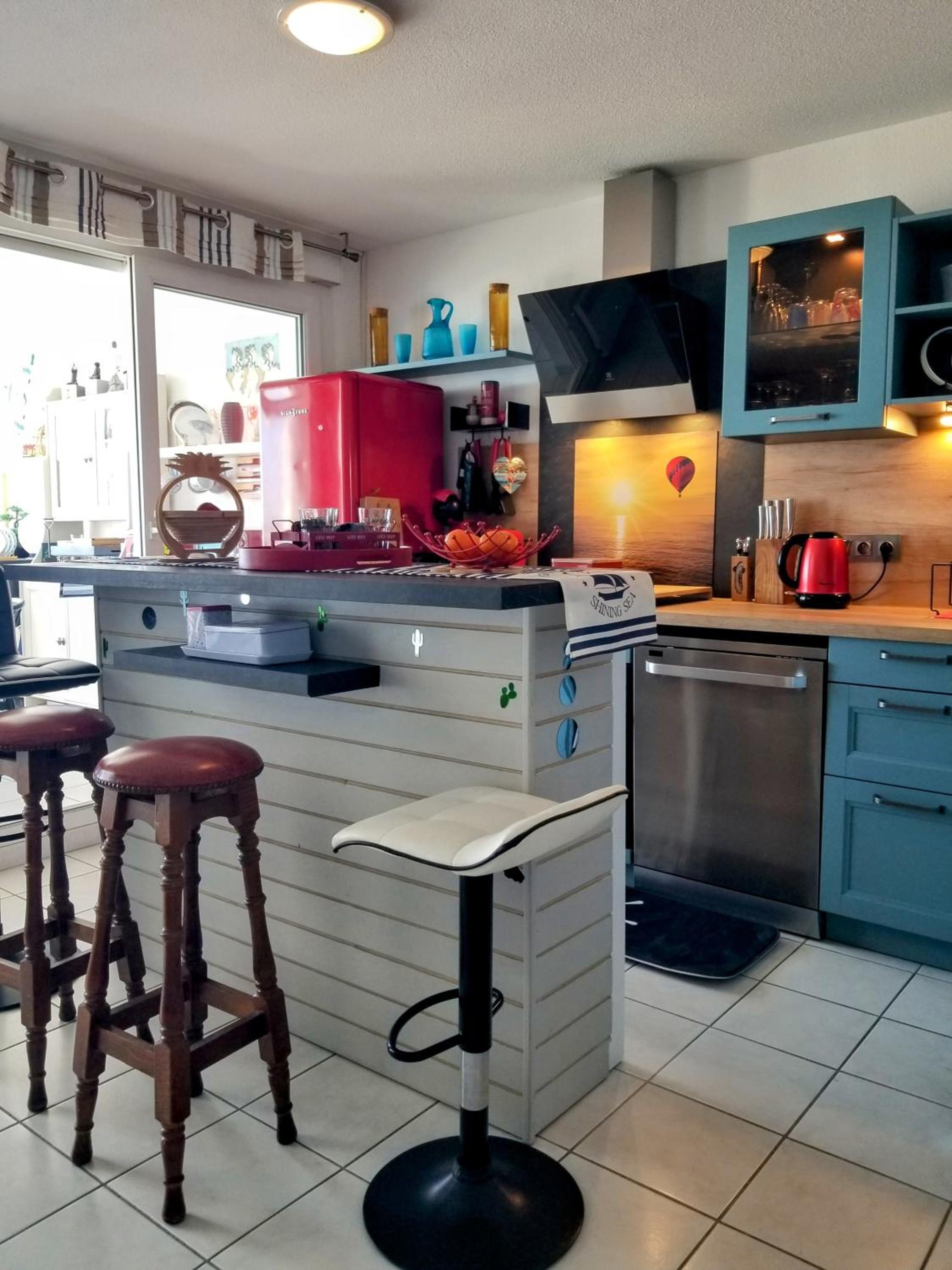 MOM' Blue Paradise Front De Mer 3 étoiles 61 m2 CAP'Diem 3 Clim - Idéal pr un Séjour de 15j ou plus ! Wifi, lit 160 - 4è Ascenseur, Parking, Piscine, Pétan