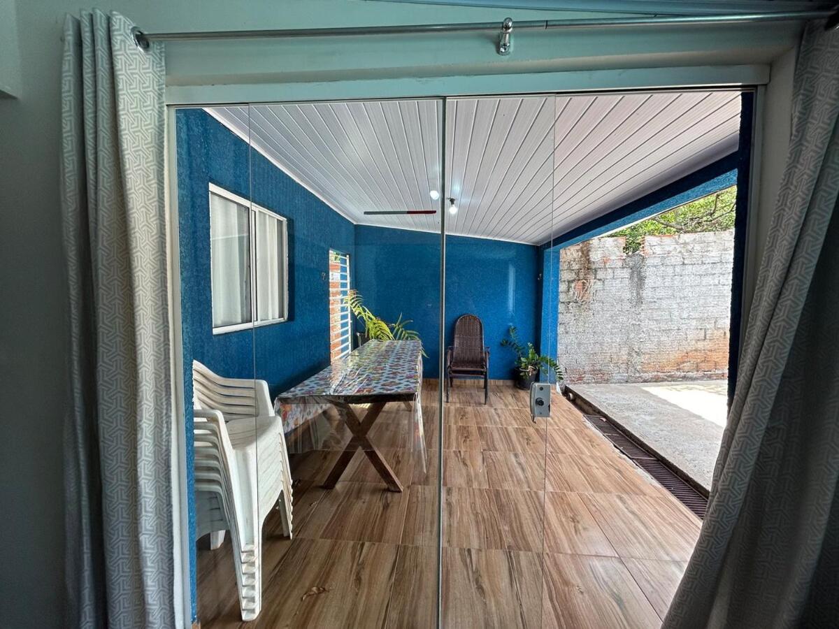 Casa com piscina no Ouro Verde, próx Argentina, Marco 3F e roda gigante