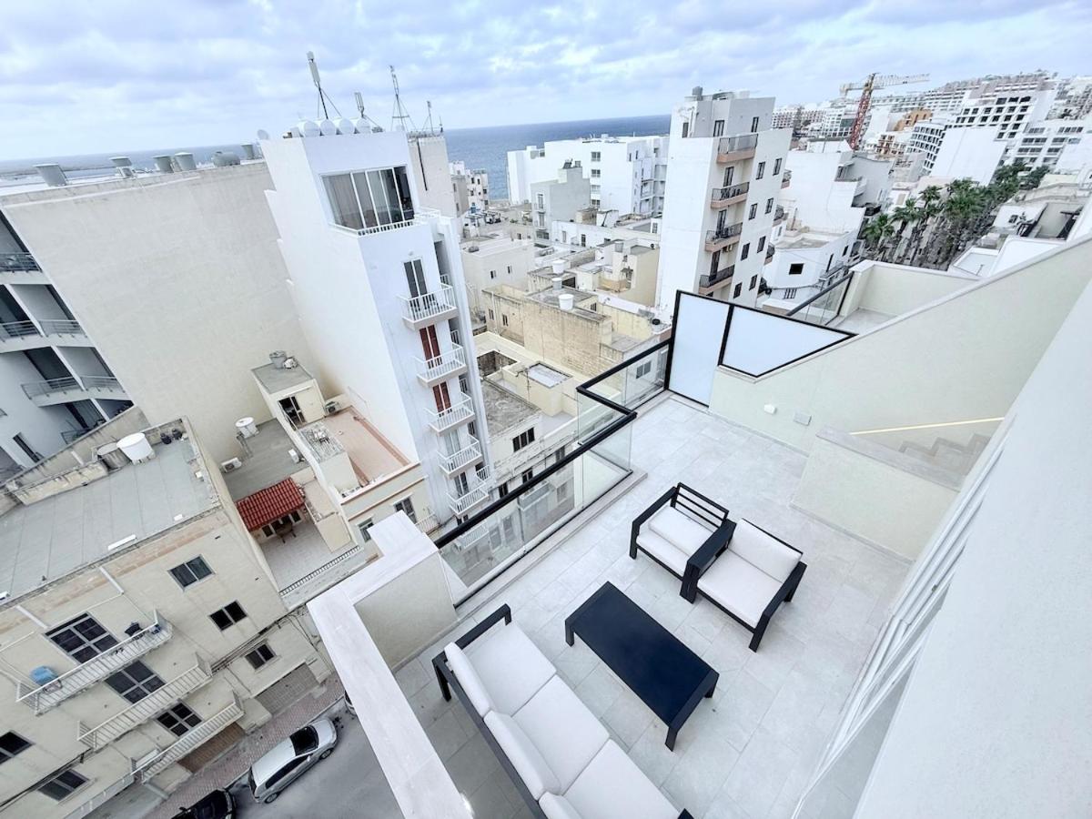 The Bugibba Central Penthouse! photo 2