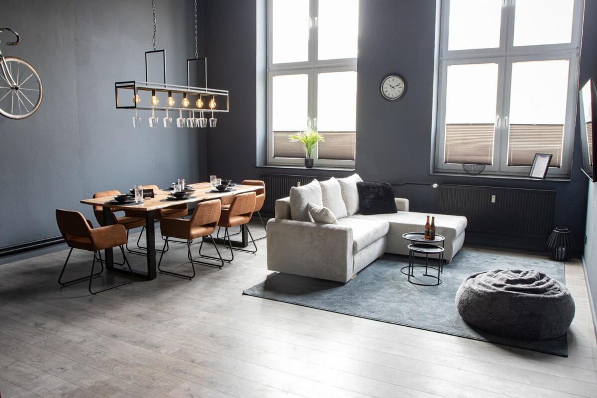 Industrial Loft 1904 - Free Parking - Netflix - Central