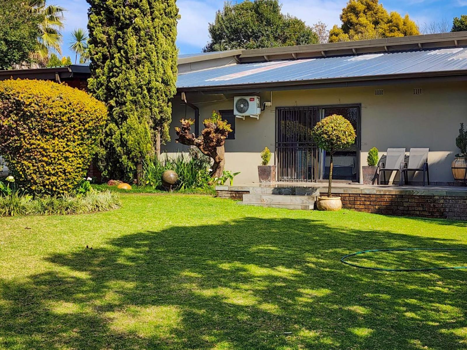Spies Villa - Fast Wi-fi, Netflix, DSTV, Solar, Certified Water System