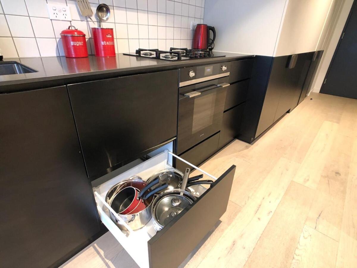 Modern Luxury Apartment -Prime South Yarra Location, Melbourne