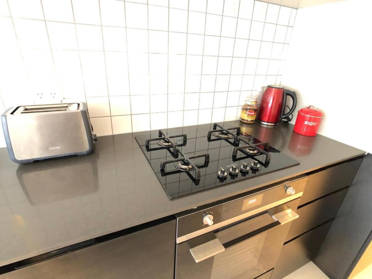 Modern Luxury Apartment -Prime South Yarra Location, Melbourne