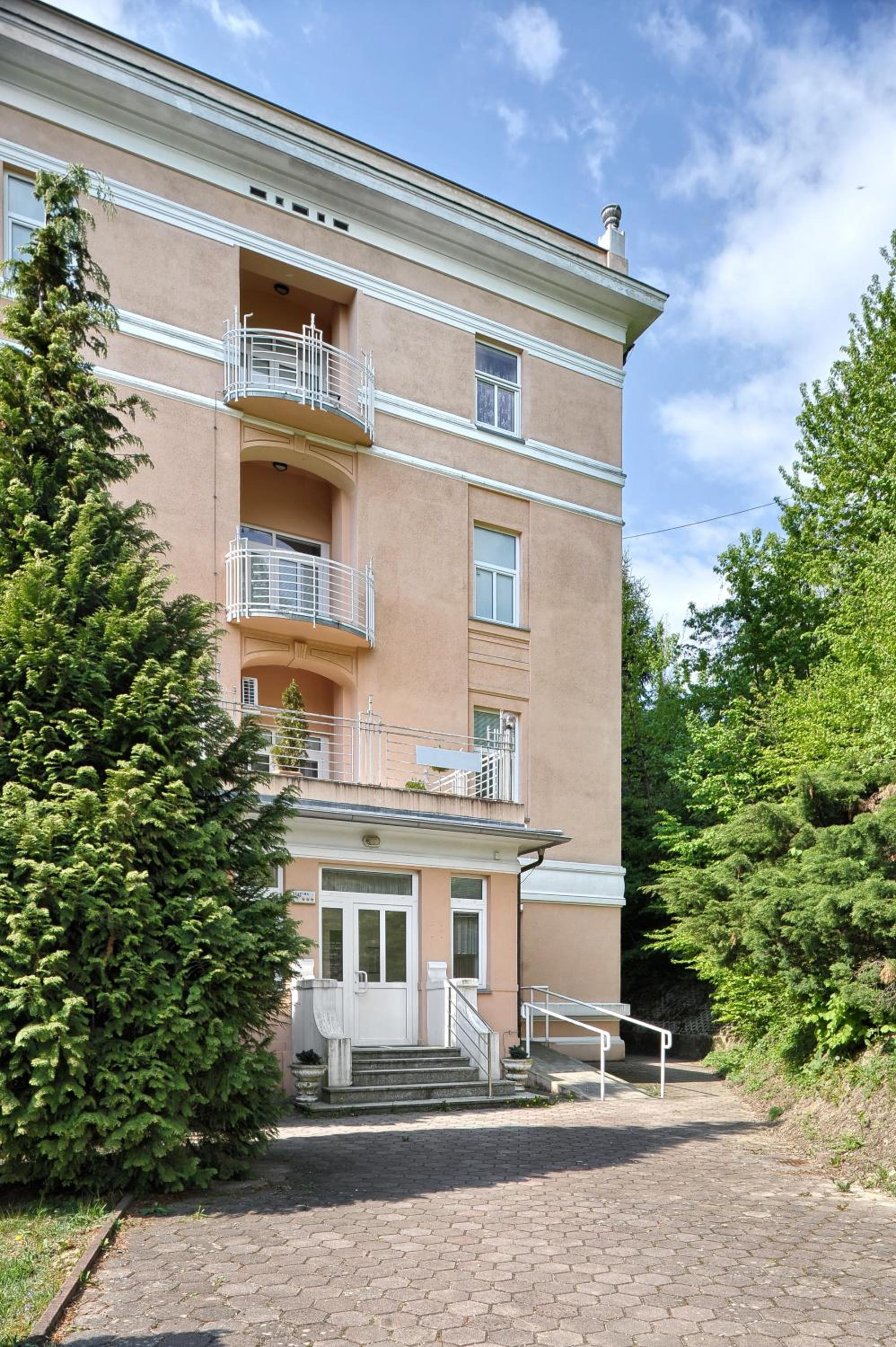 Hotel SLOAPART Apartments - Image 1