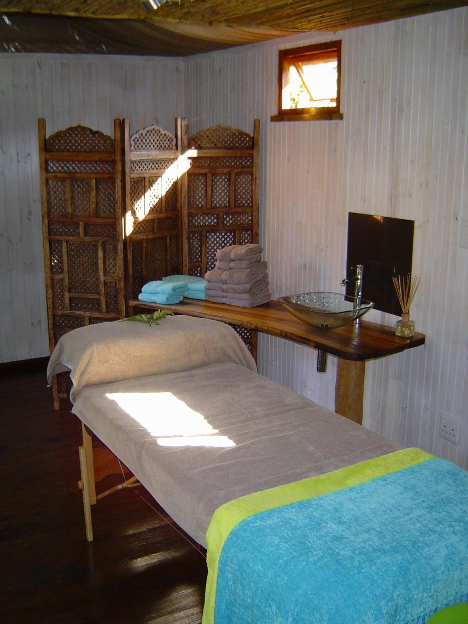 Lily Pond Country Lodge