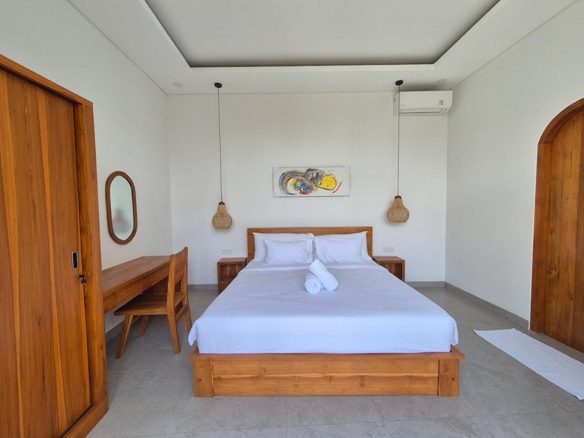 3BR Comfy Stylish Villa Coogee Canggu