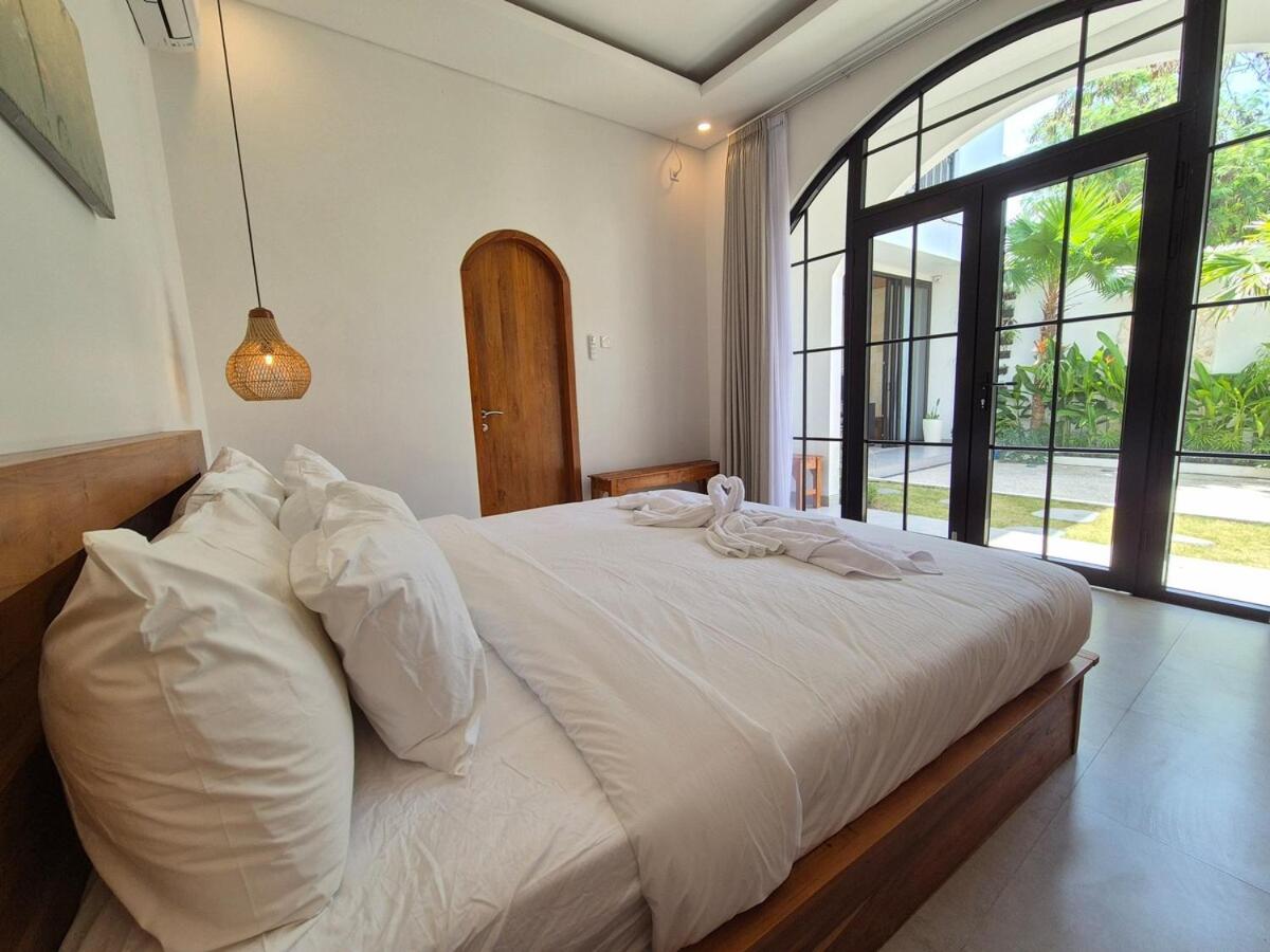 3BR Comfy Stylish Villa Coogee Canggu