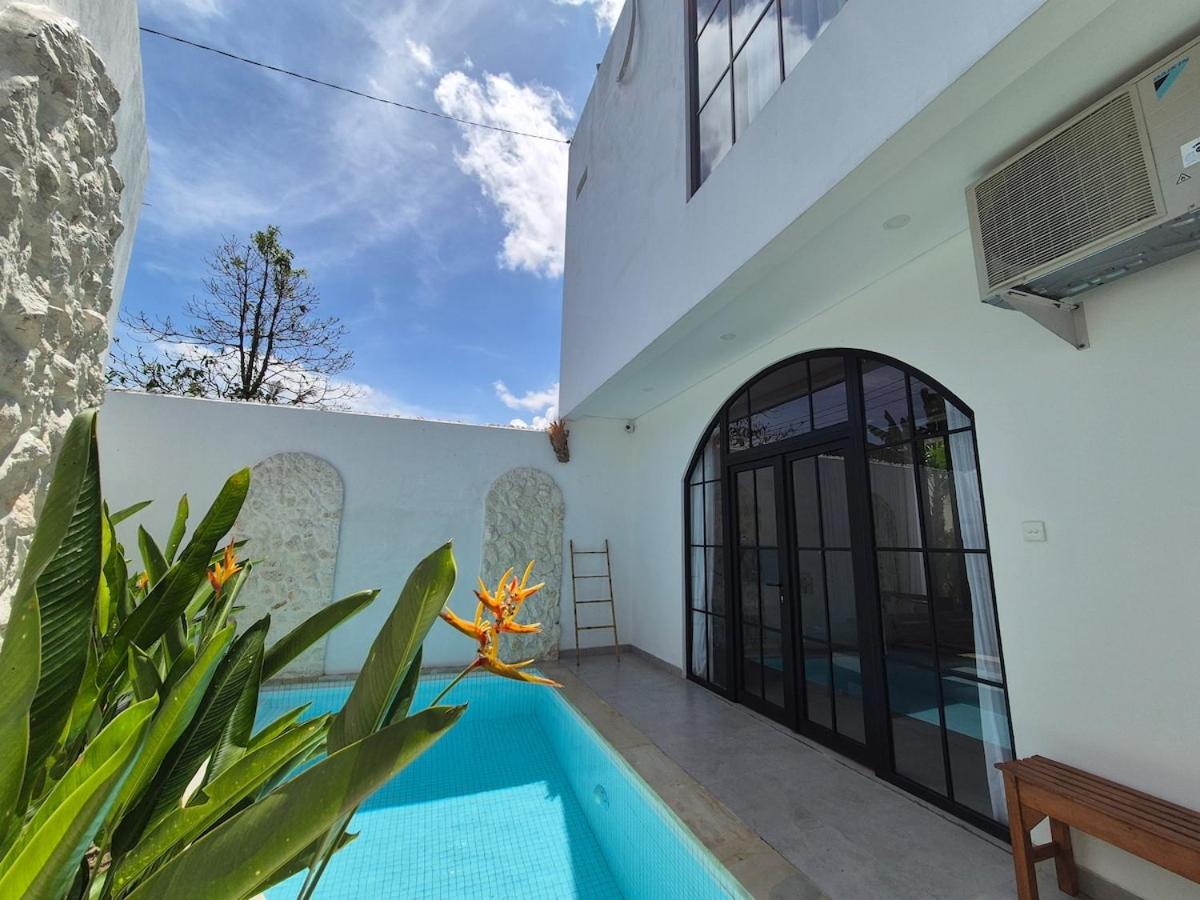 3BR Comfy Stylish Villa Coogee Canggu