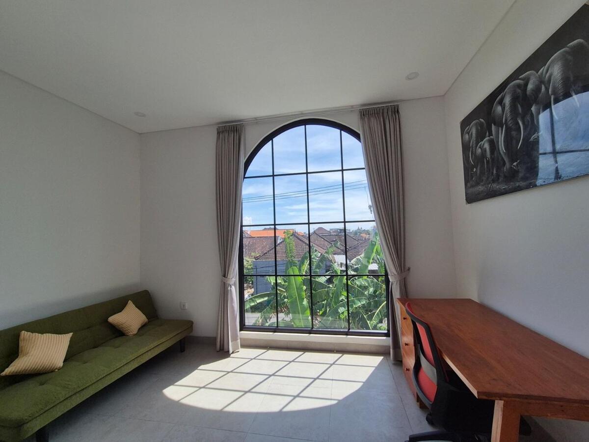 3BR Comfy Stylish Villa Coogee Canggu