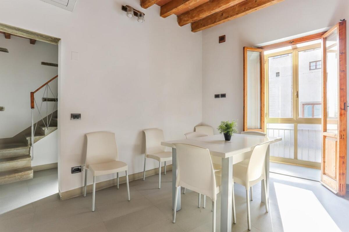 The Tower Suite next to Uffizi Gallery