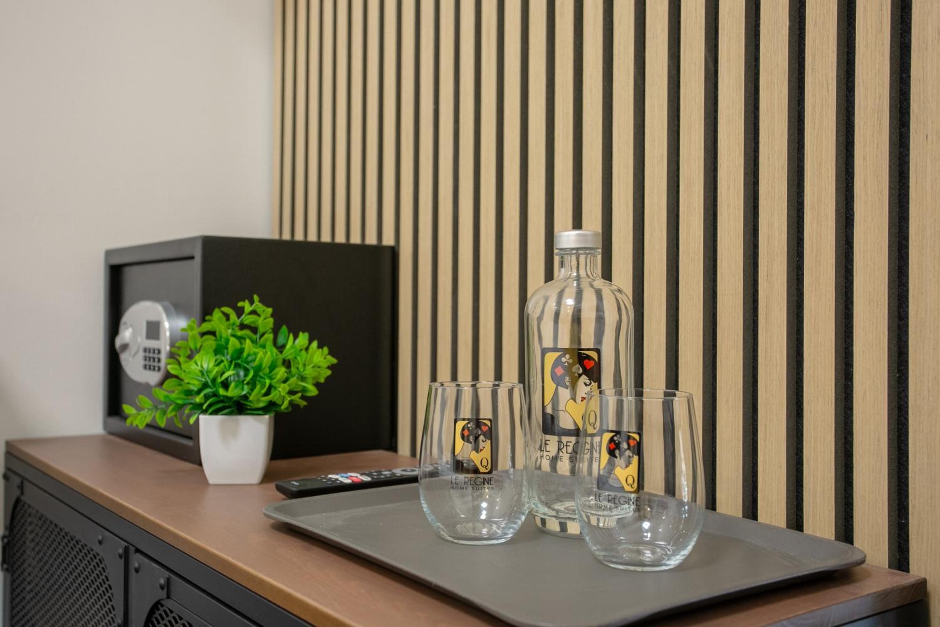 Le Regine - Home suites - Adult Only