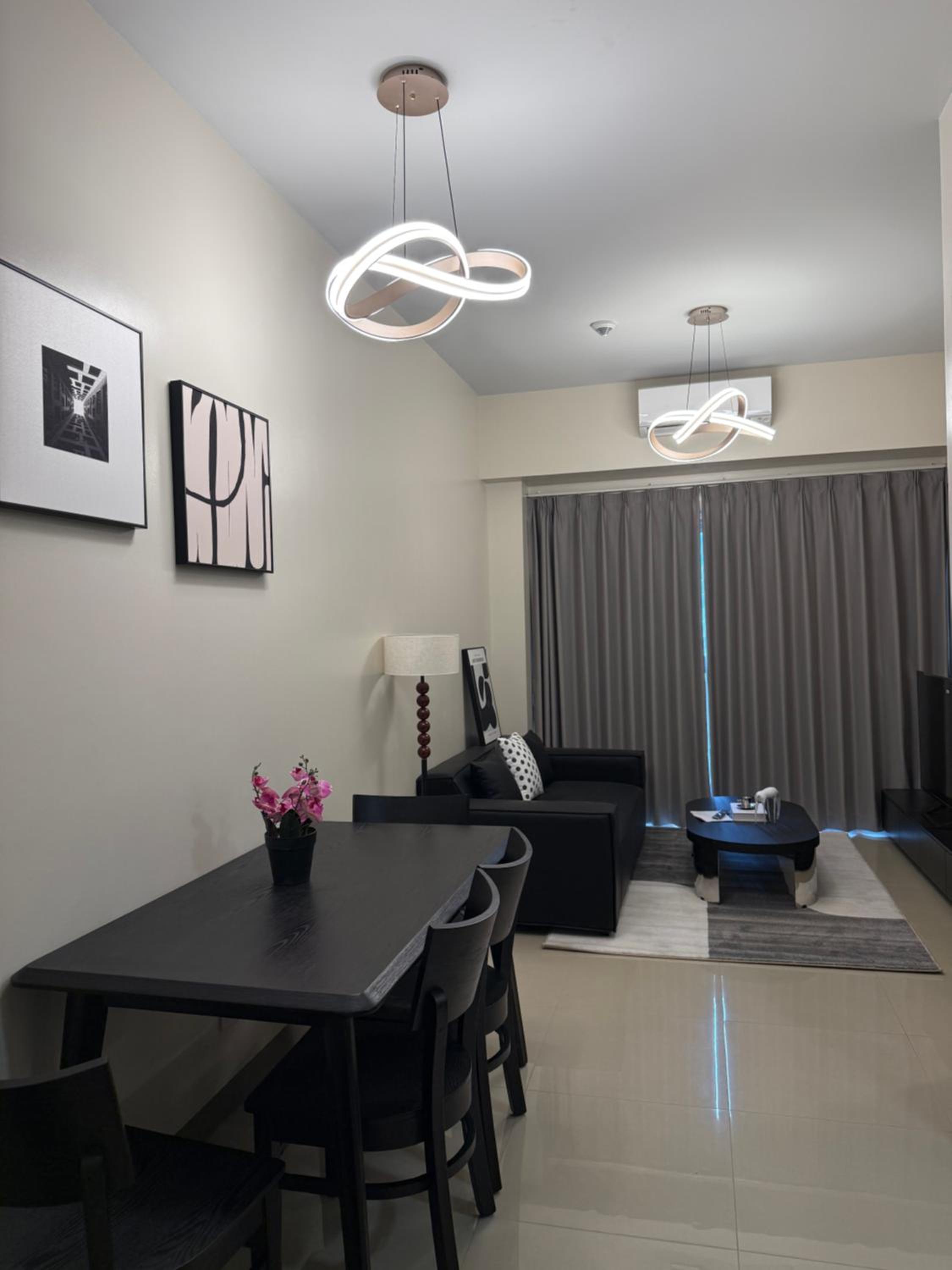 Luxurious Modern Cozy Manila Bayview Pool View 1 2 3 Bedrooms Near Manila Airports Okada Solaire MOA