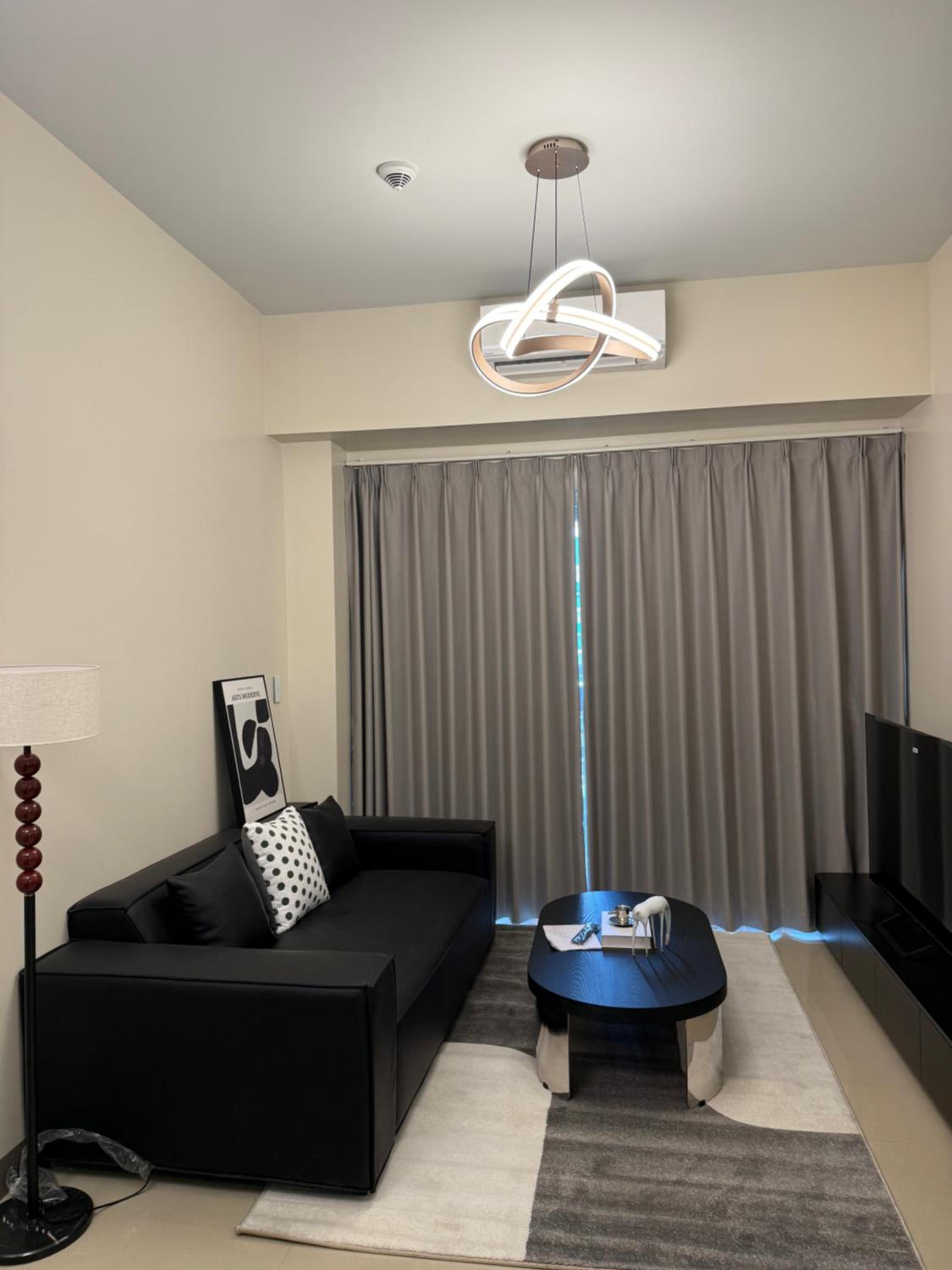 Luxurious Modern Cozy Manila Bayview Pool View 1 2 3 Bedrooms Near Manila Airports Okada Solaire MOA