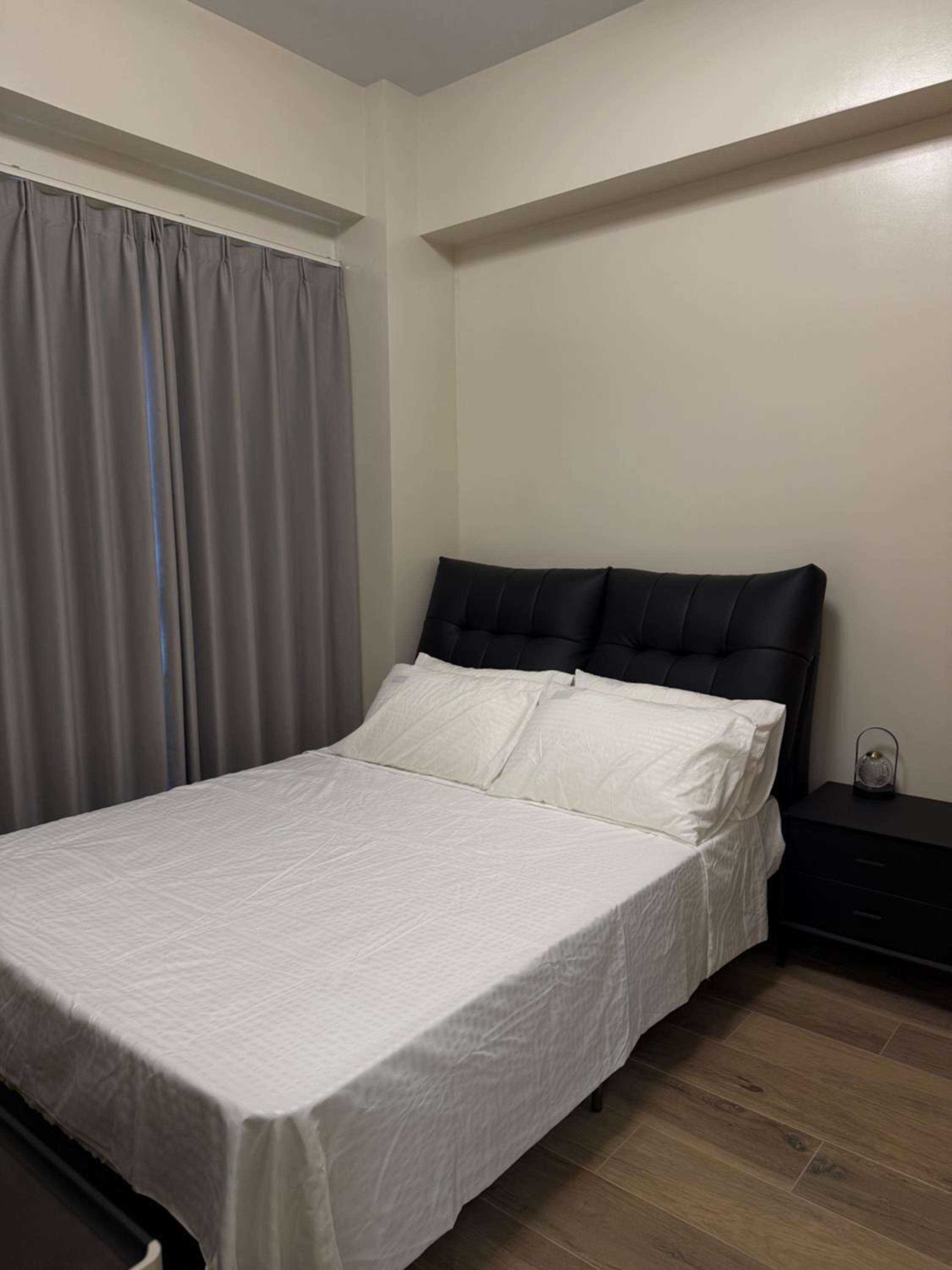 Luxurious Modern Cozy Manila Bayview Pool View 1 2 3 Bedrooms Near Manila Airports Okada Solaire MOA
