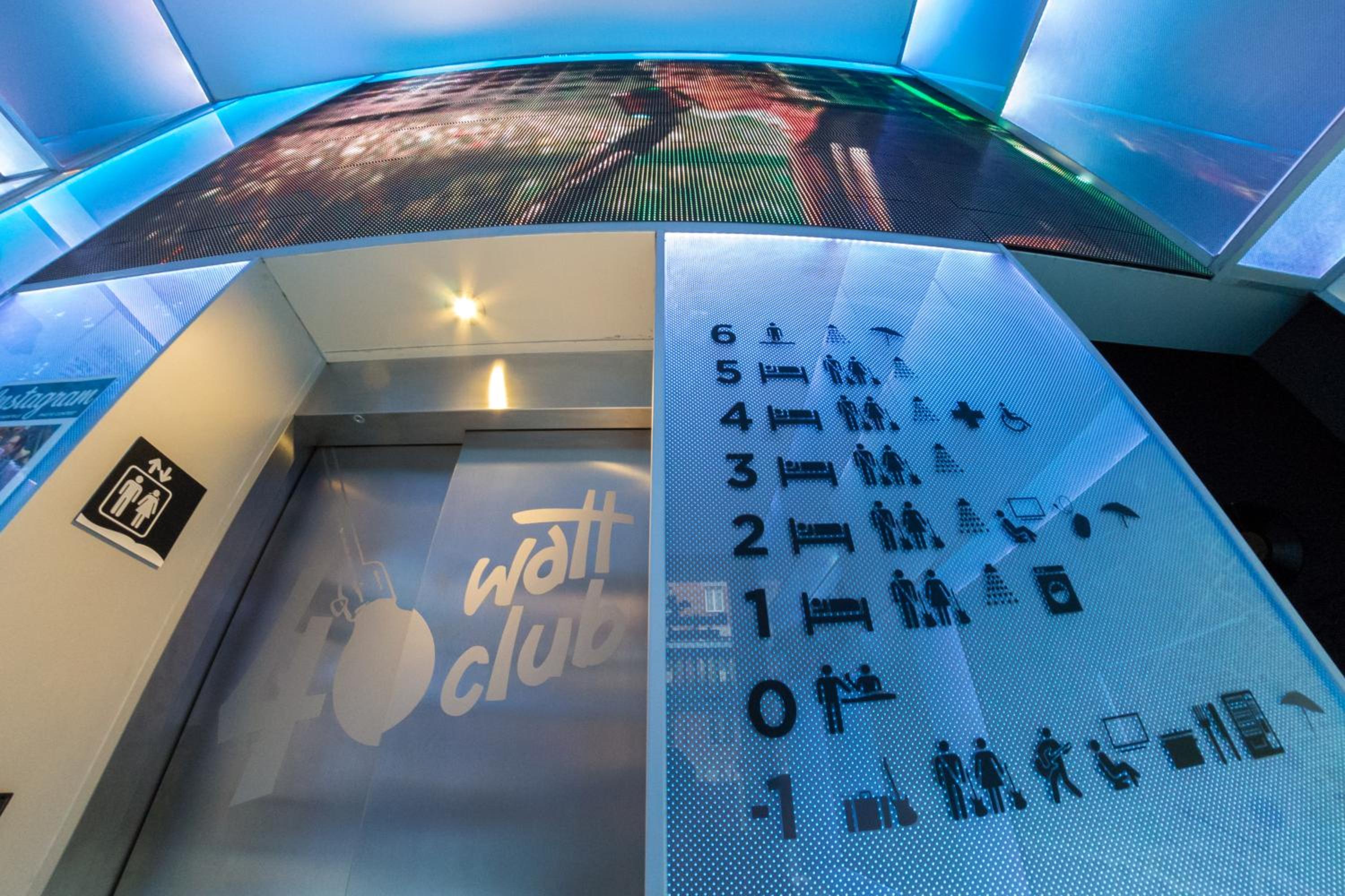 Sant Jordi Hostels Rock Palace
