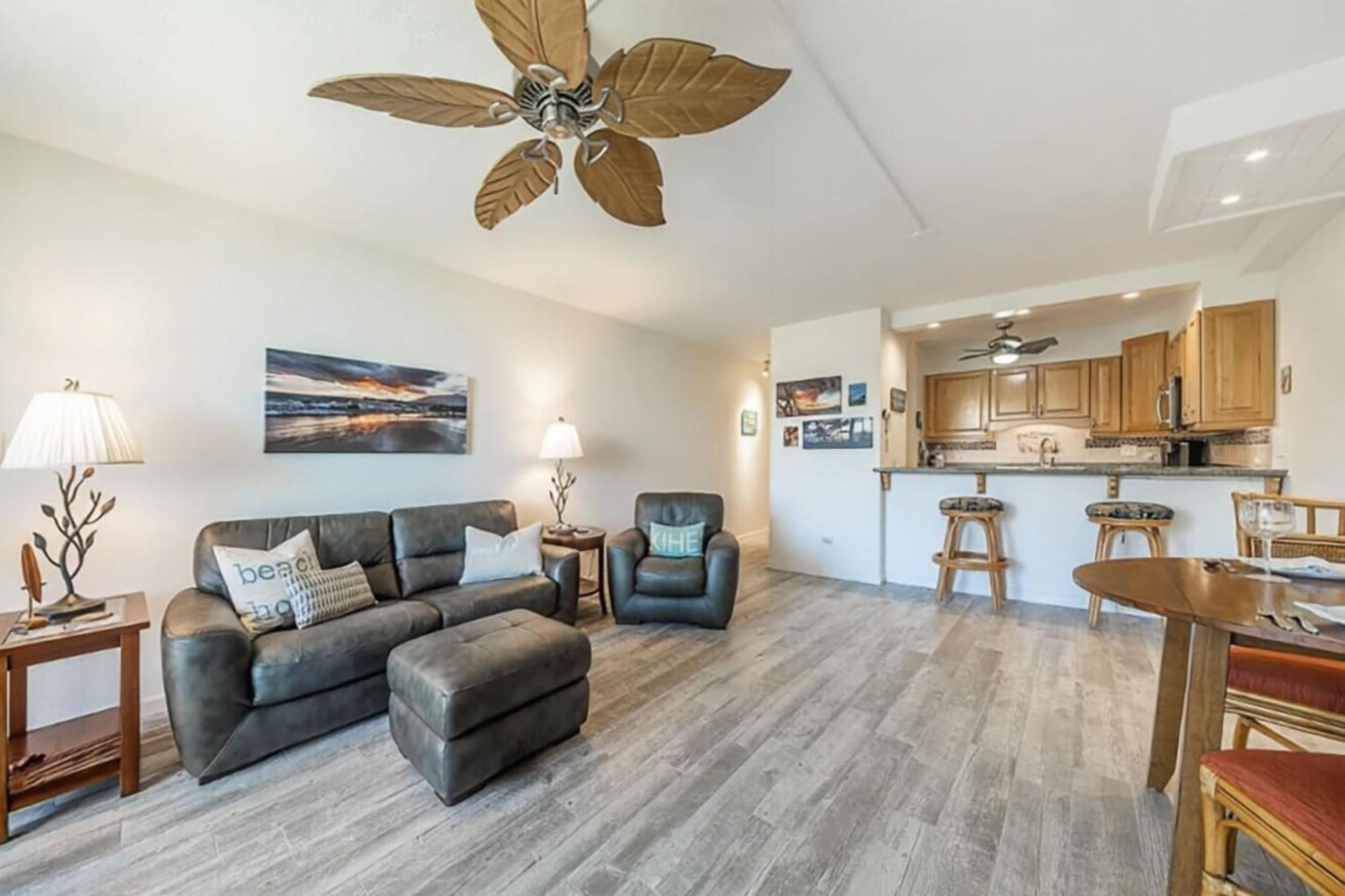 Experience Kamaole Sands 6-202, Stunning Renovation, Ocean View, Wi-Fi, Split AC