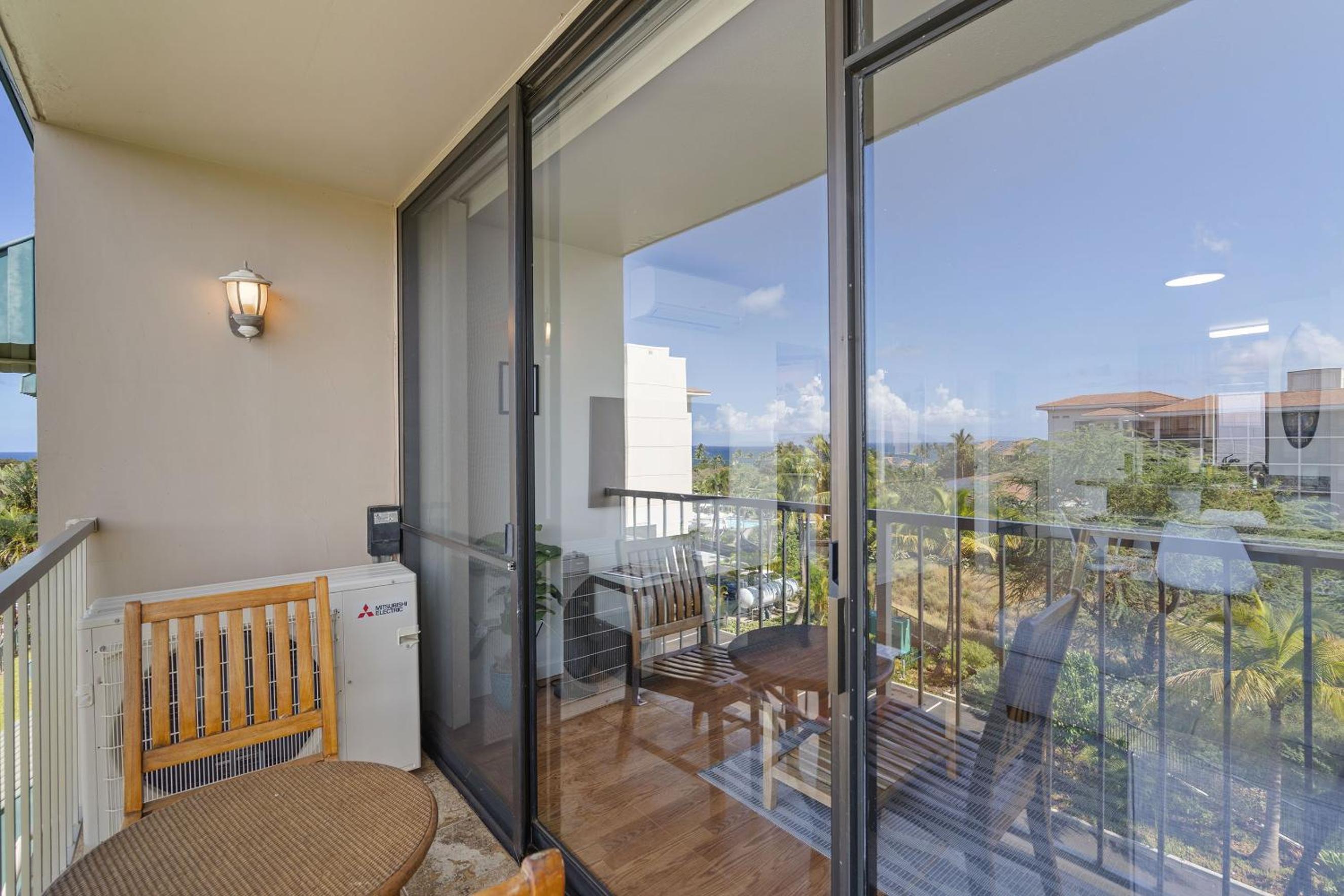 Pacific Shores B-409 - Beautifully Renovated Ocean View, 2 BD / 2 BA, Split AC!