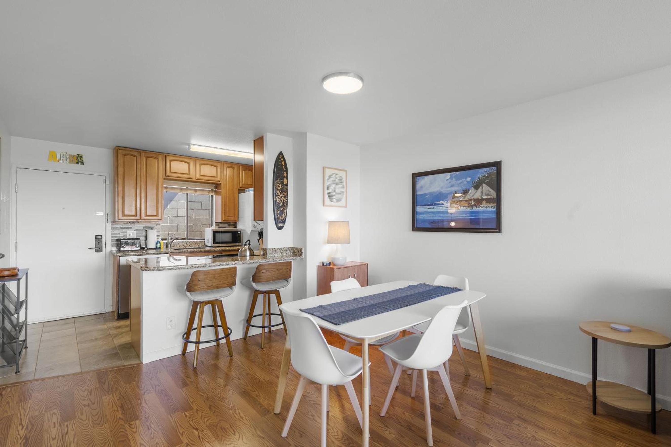 Pacific Shores B-409 - Beautifully Renovated Ocean View, 2 BD / 2 BA, Split AC!