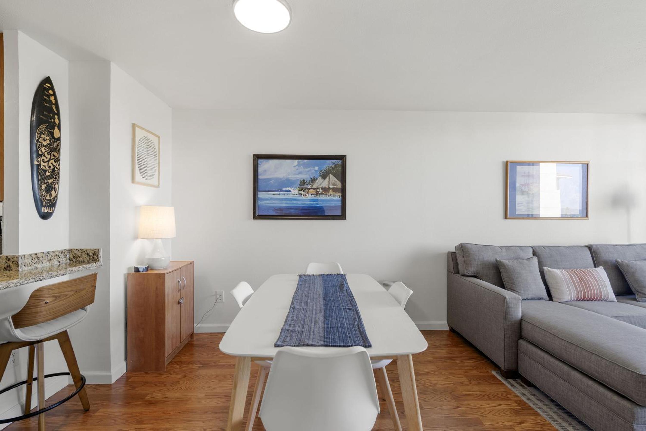 Pacific Shores B-409 - Beautifully Renovated Ocean View, 2 BD / 2 BA, Split AC!