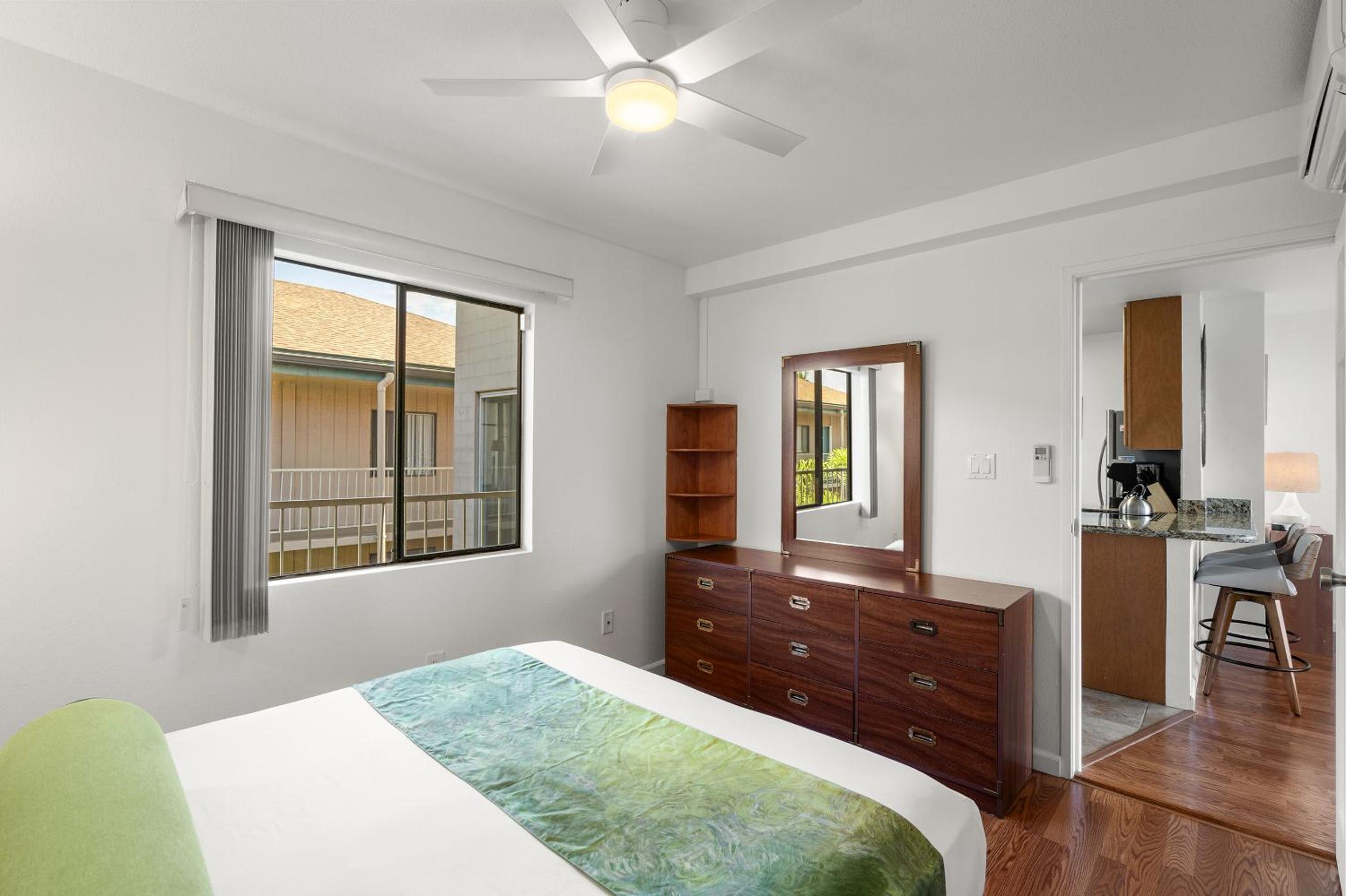 Pacific Shores B-409 - Beautifully Renovated Ocean View, 2 BD / 2 BA, Split AC!