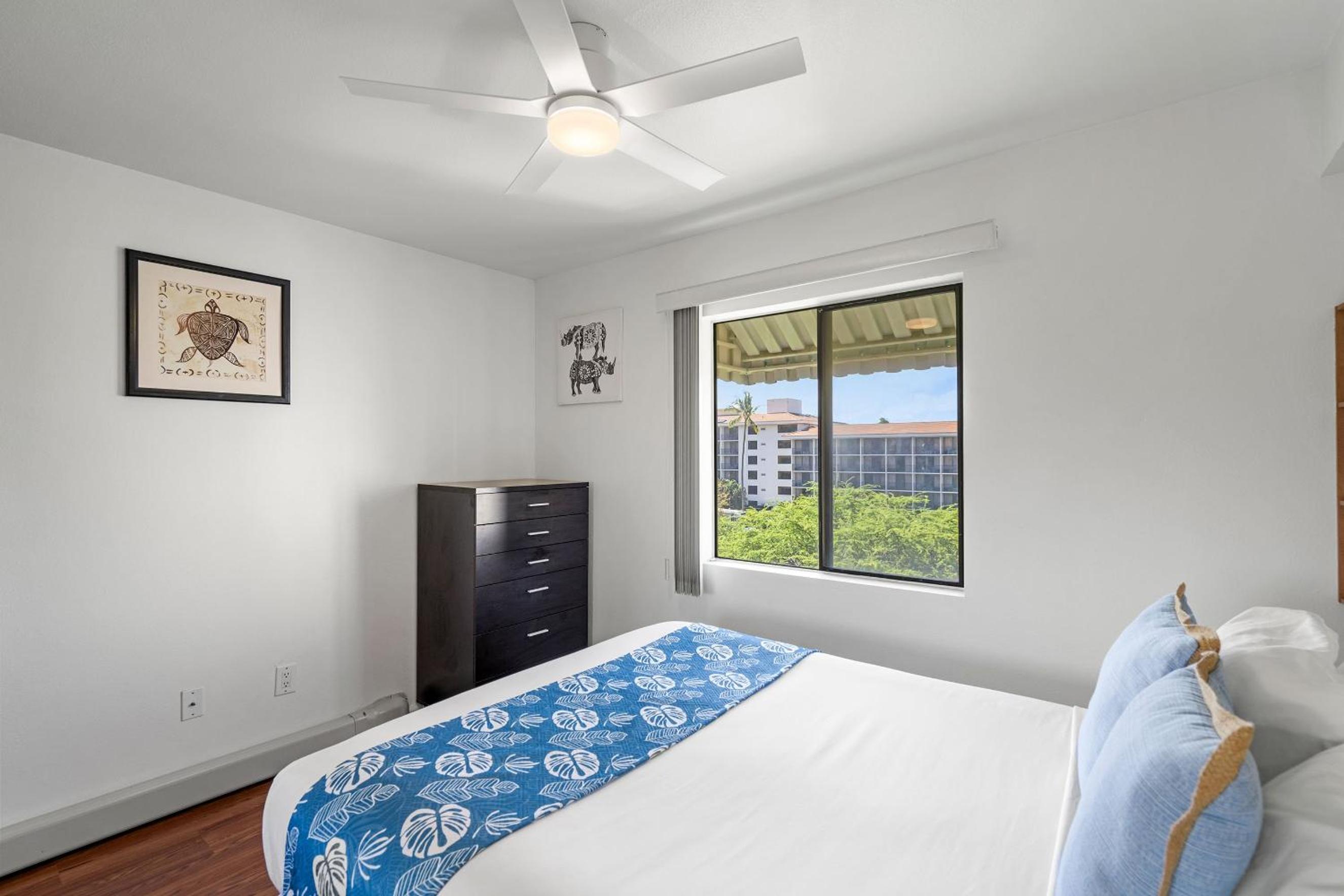 Pacific Shores B-409 - Beautifully Renovated Ocean View, 2 BD / 2 BA, Split AC!