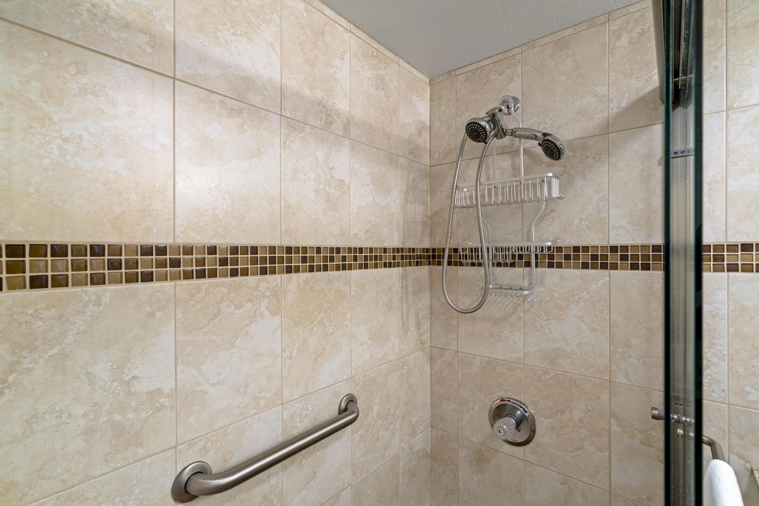 Pacific Shores B-409 - Beautifully Renovated Ocean View, 2 BD / 2 BA, Split AC!
