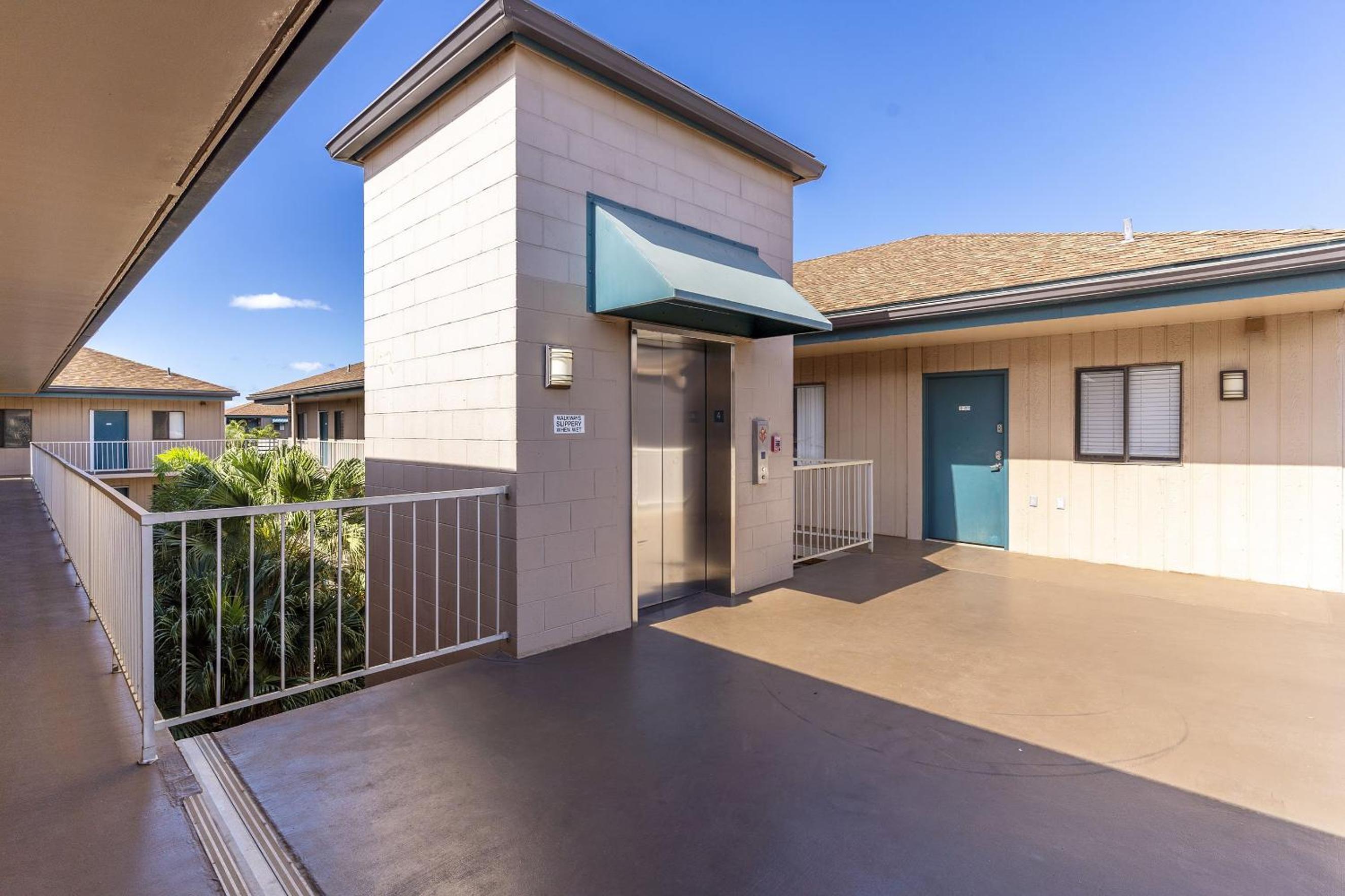 Pacific Shores B-409 - Beautifully Renovated Ocean View, 2 BD / 2 BA, Split AC!