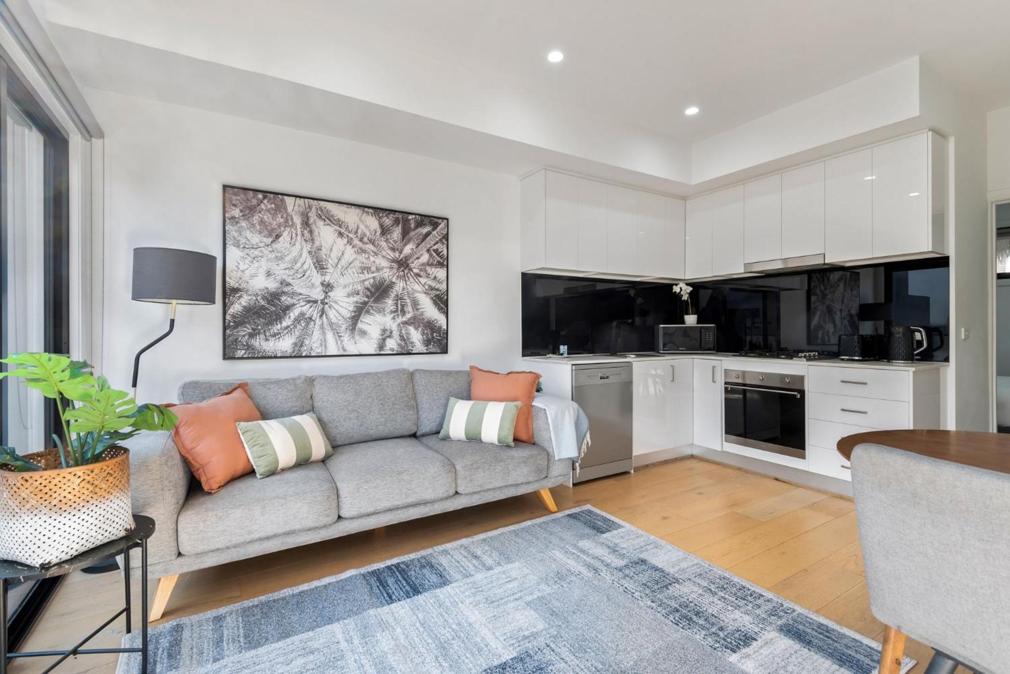 Comfortable 2BR Retreat with Balcony & Parking