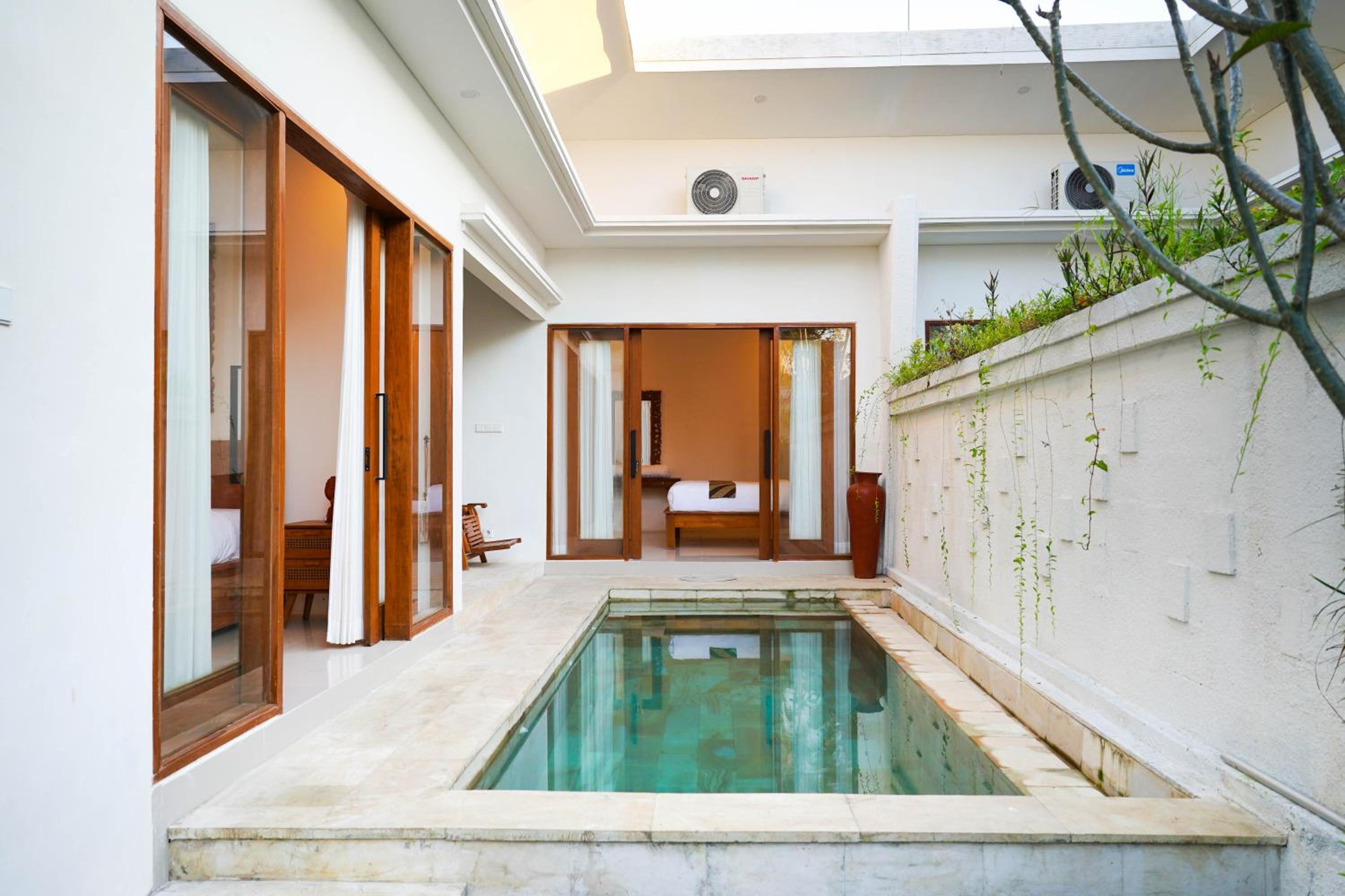 Bayora Villa