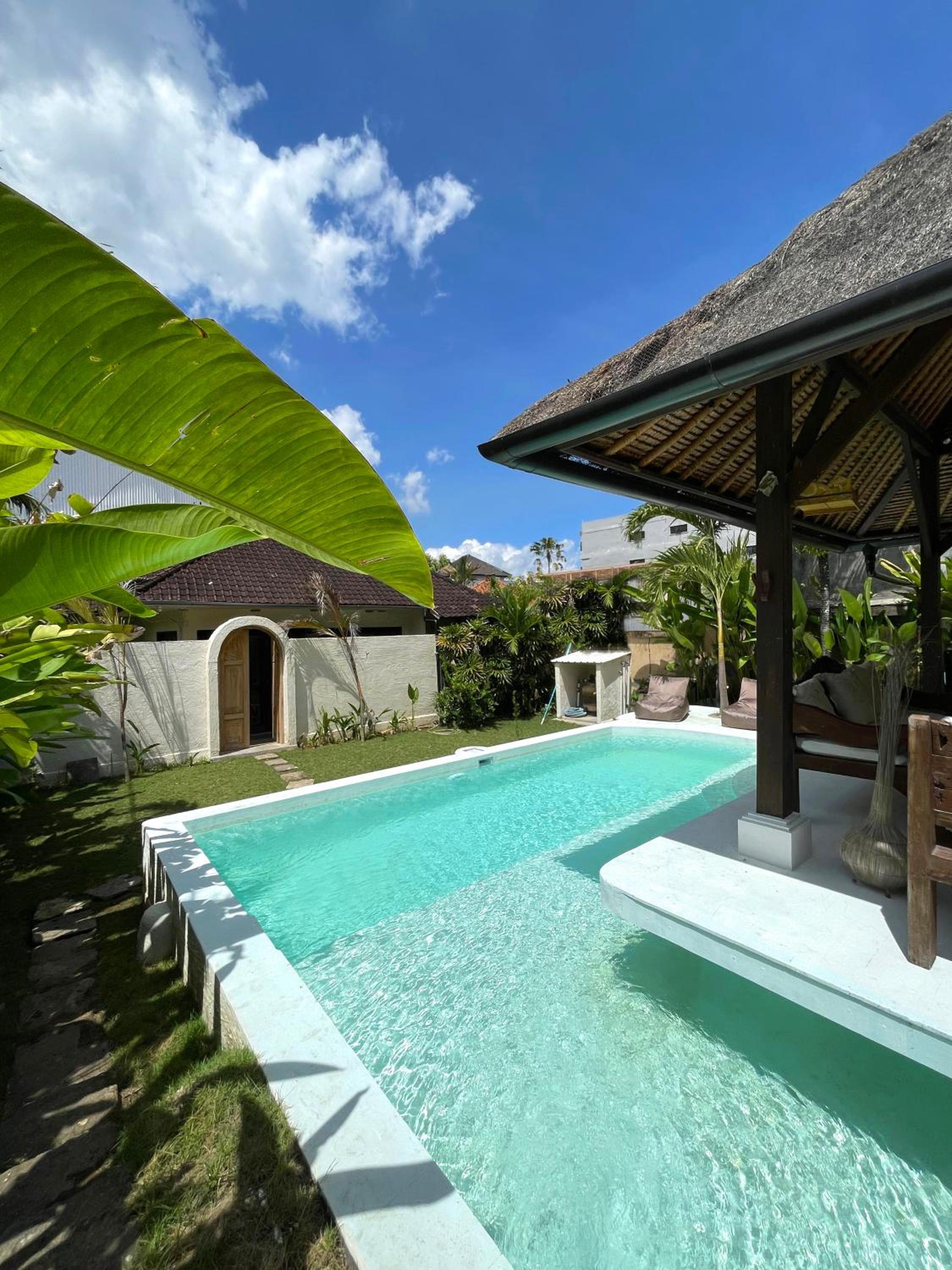 Serene Tropical Oasis 2BR Private Pool Villa Canggu's Heart
