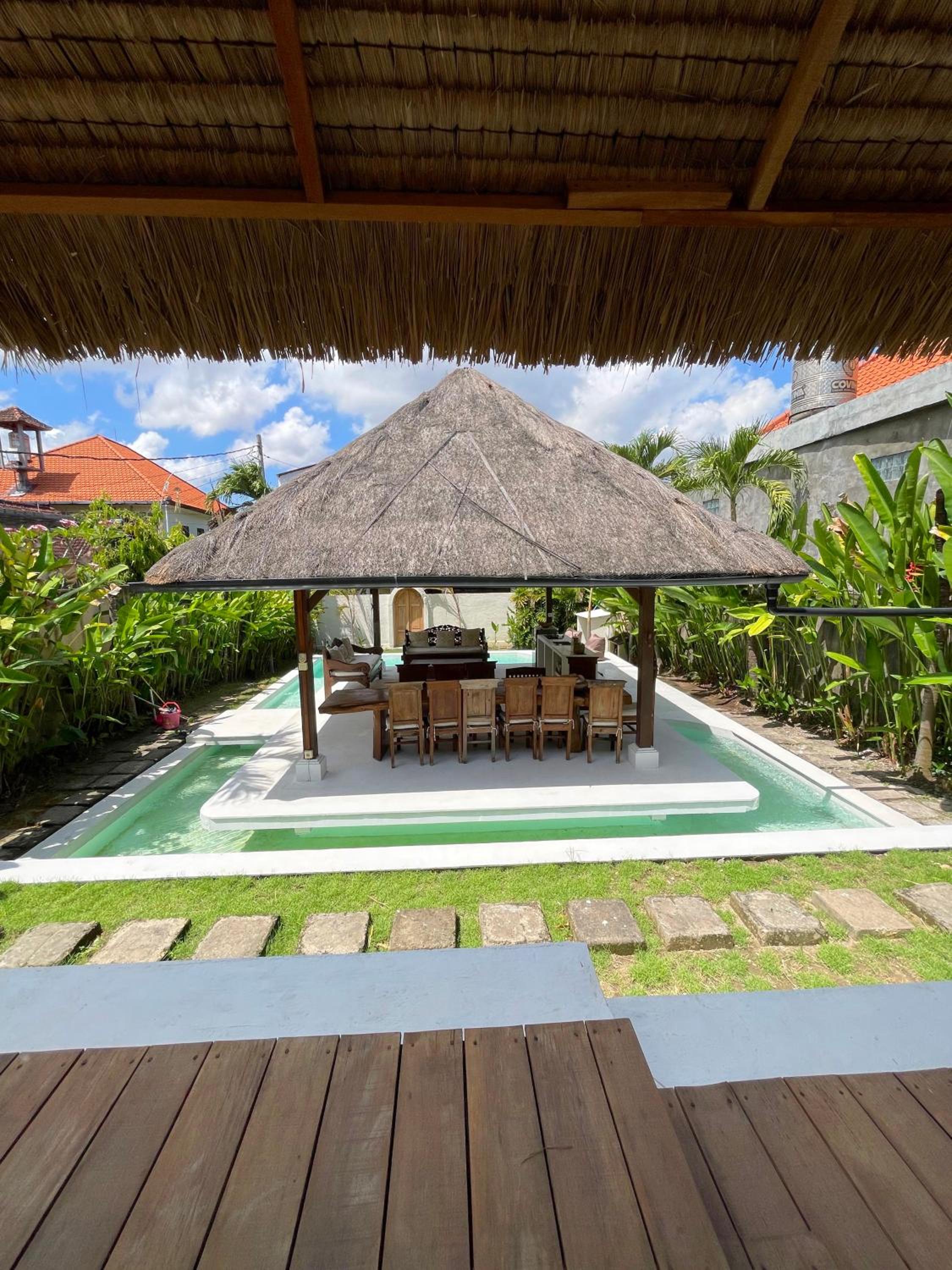 Serene Tropical Oasis 2BR Private Pool Villa Canggu's Heart