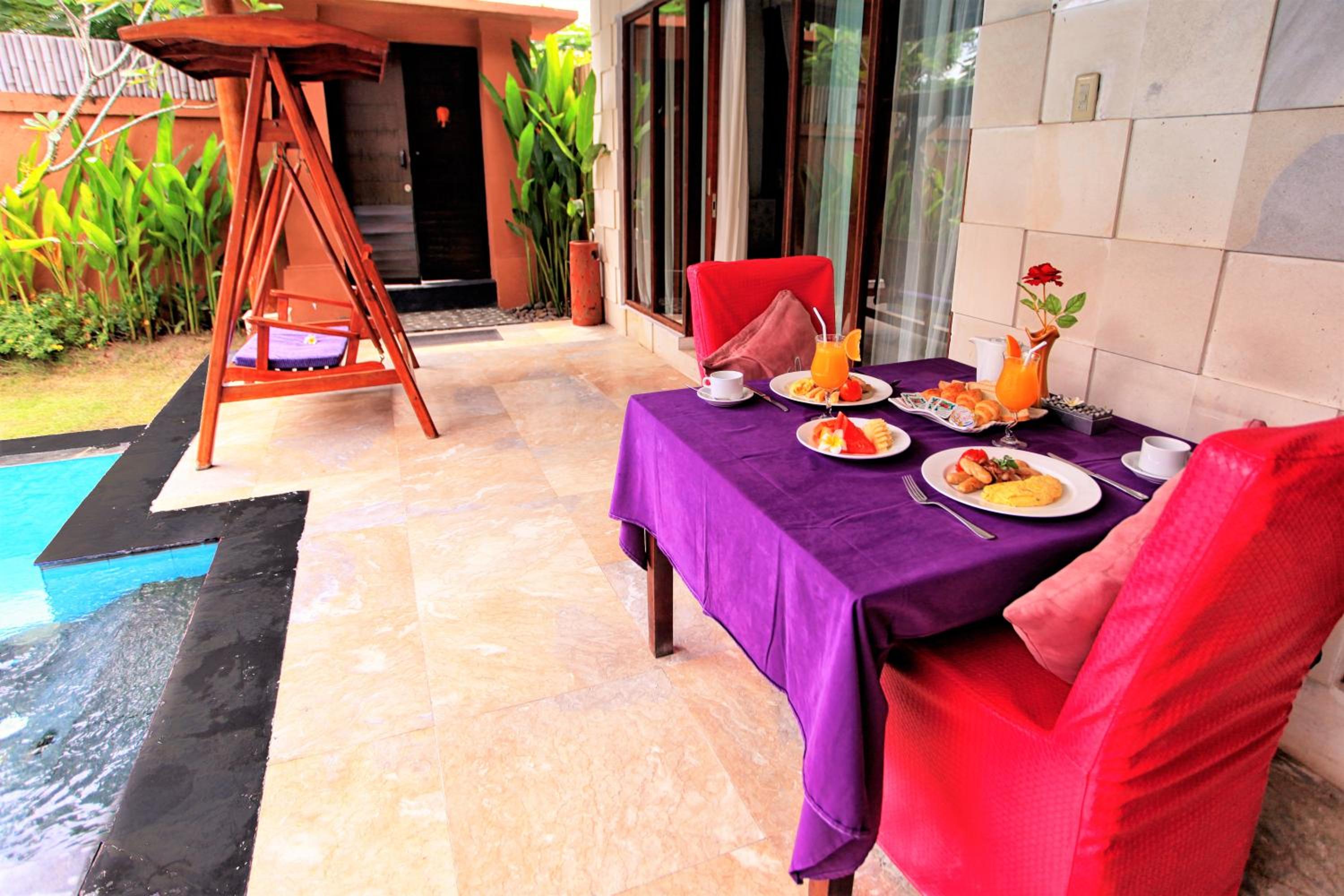 Private Pool Villas Kuta Bali