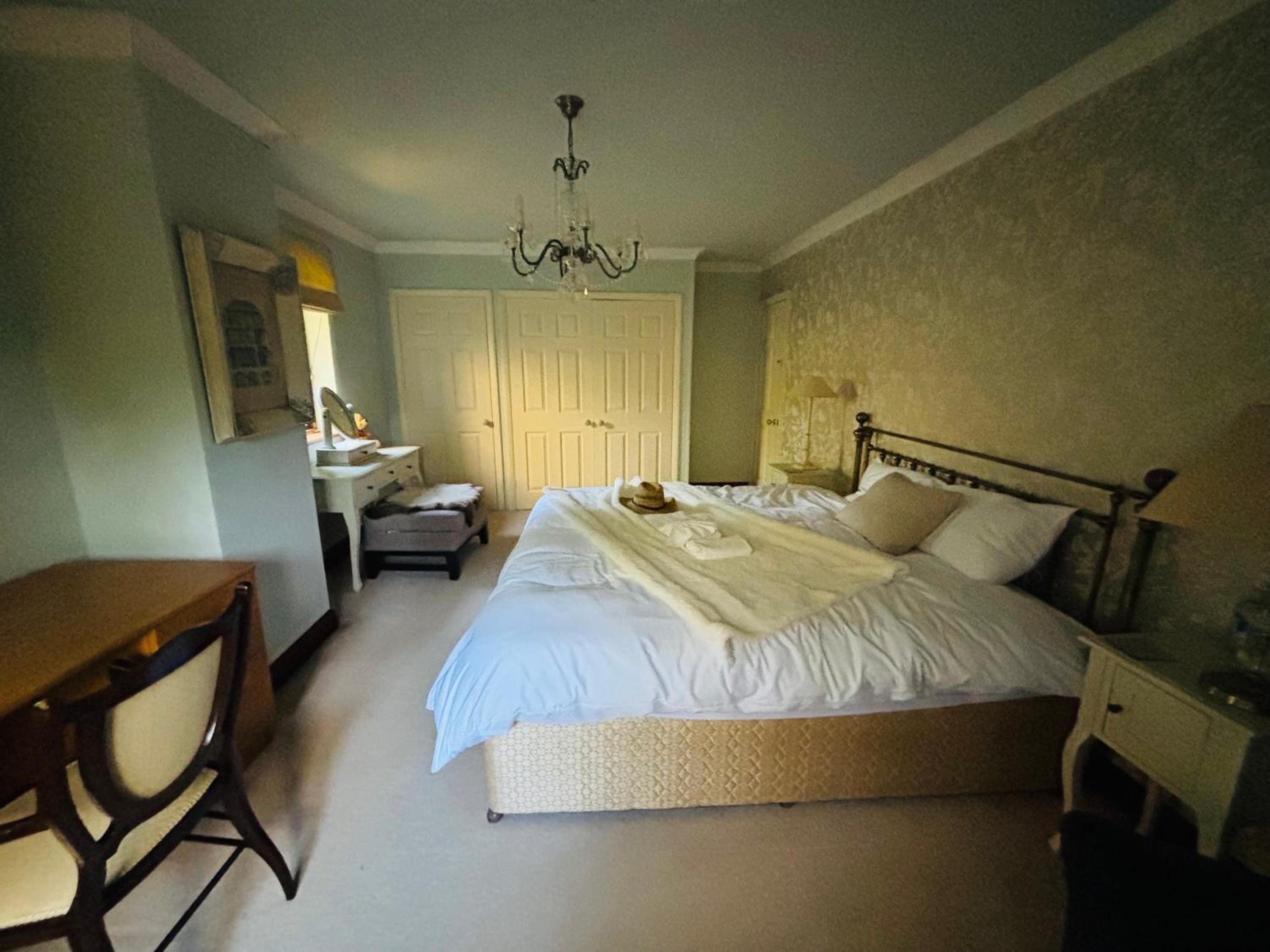 Traditional English house TravellerAwards2026