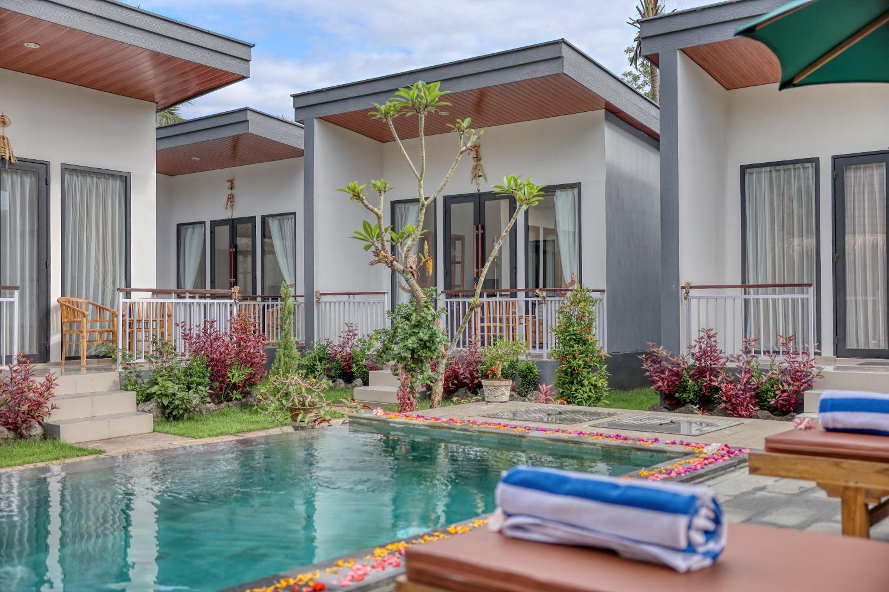 Nusa Dewata Cottage