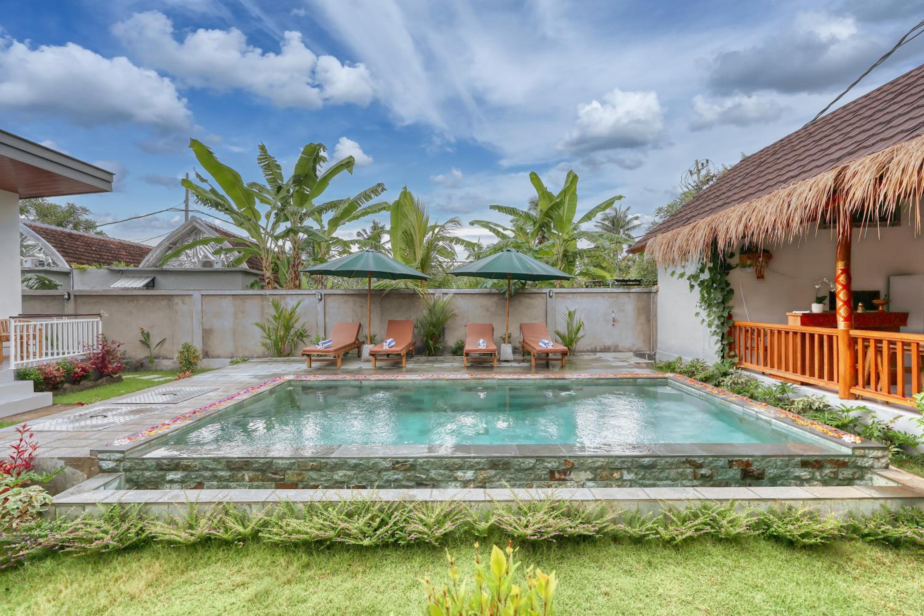 Nusa Dewata Cottage