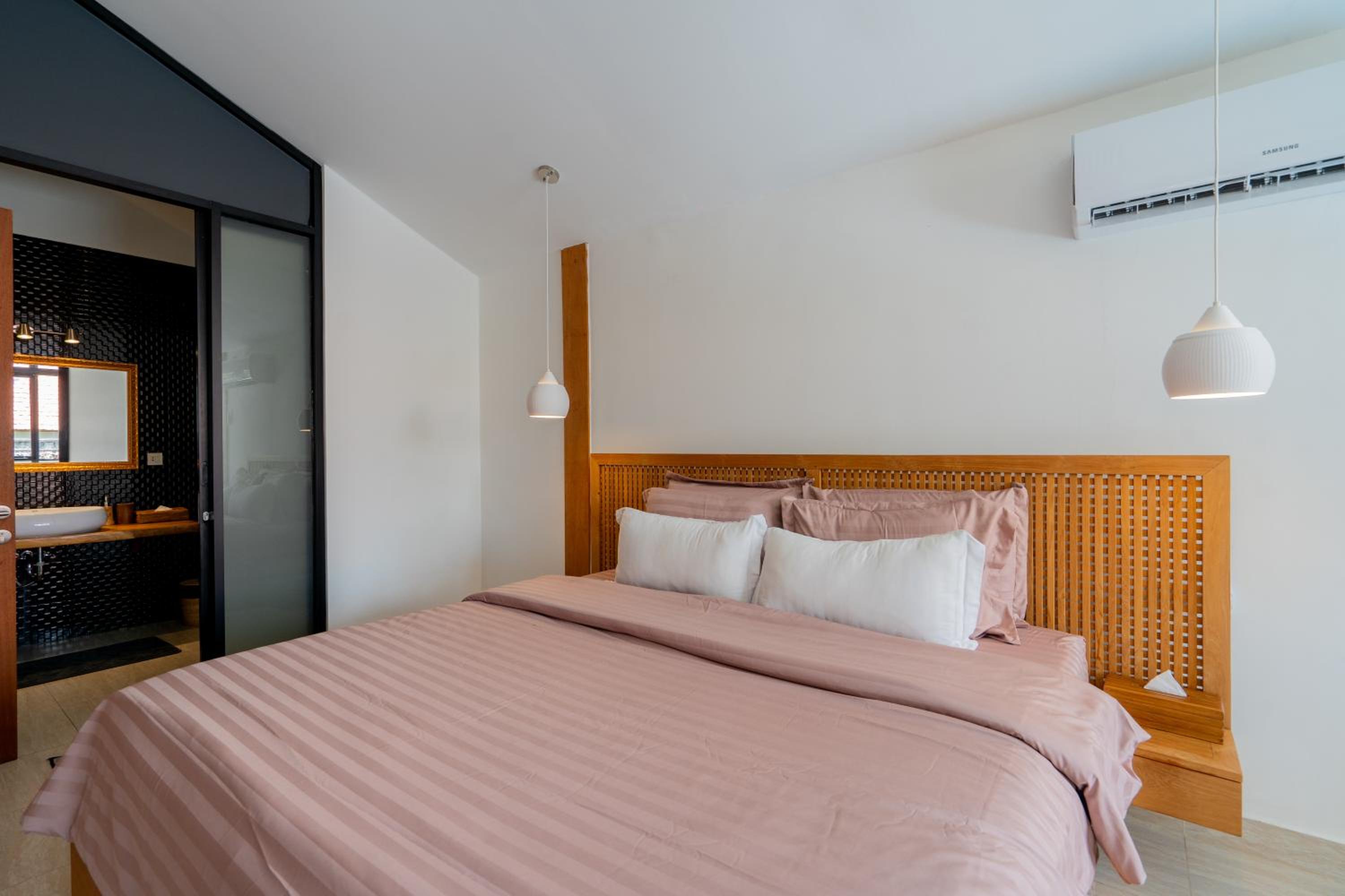 Villa Pusterla - 1BR Villa in Canggu