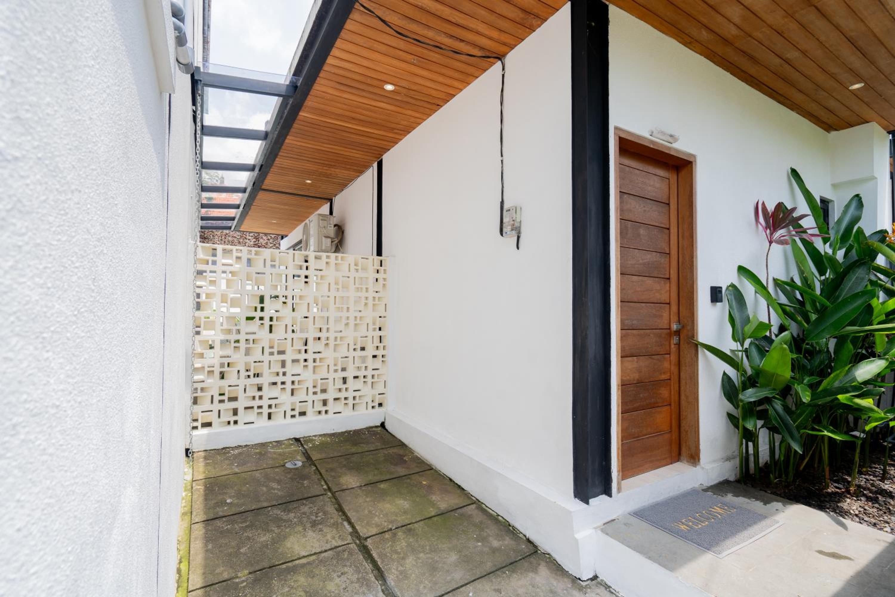 Villa Pusterla - 1BR Villa in Canggu