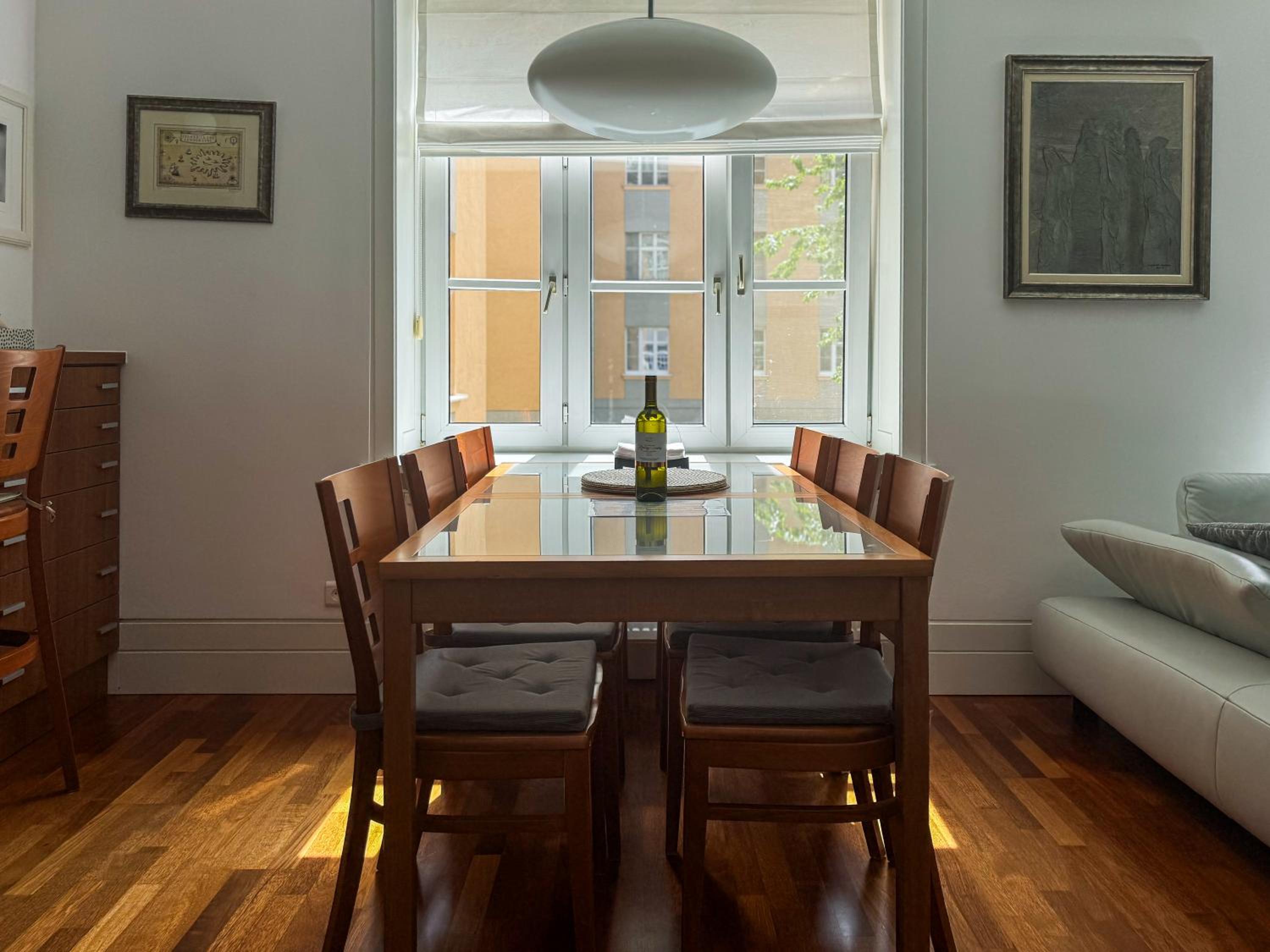 Apartment 29 Old Town, 2 Bathrooms, AC, Quiet