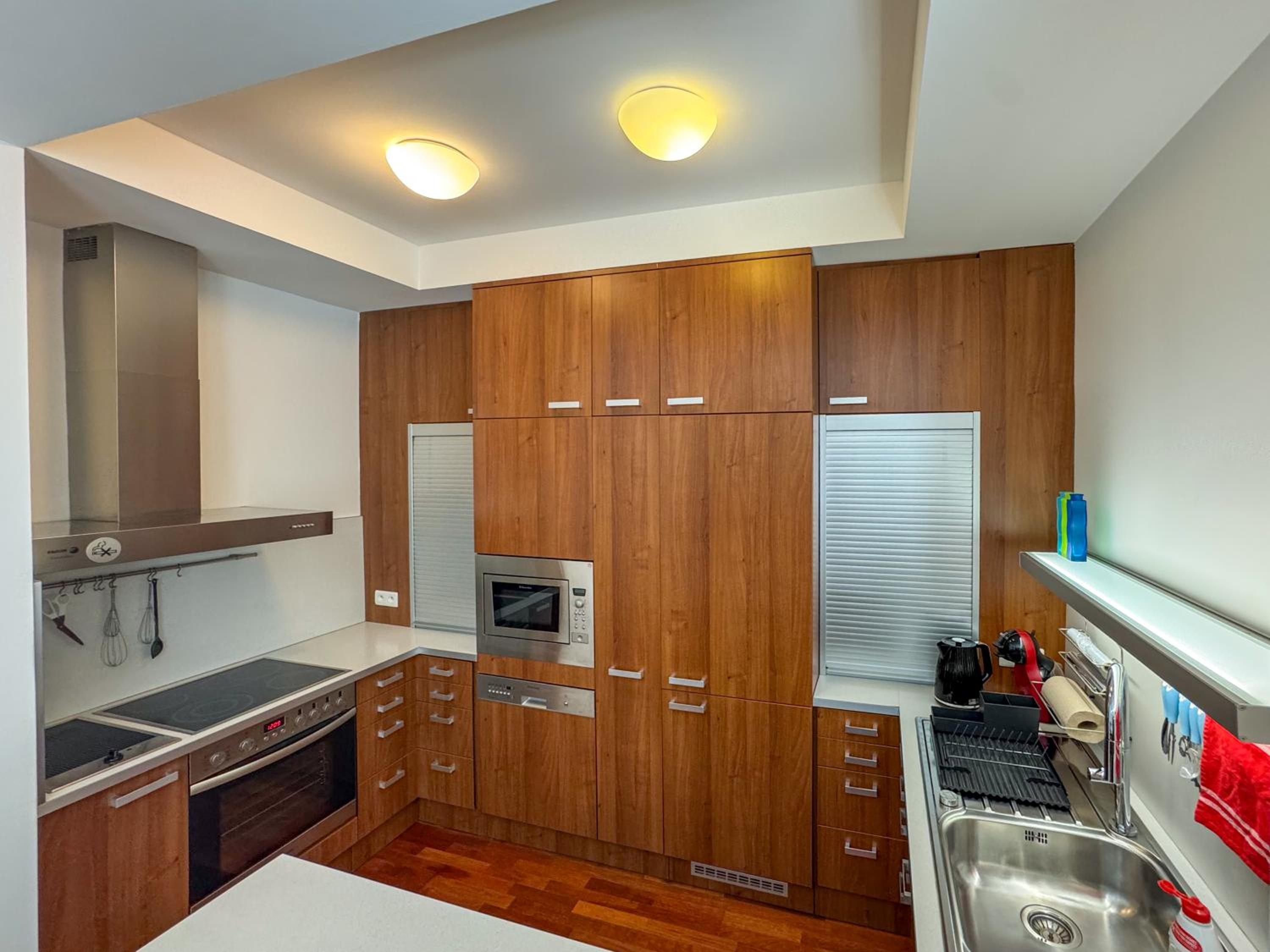 Apartment 29 Old Town, 2 Bathrooms, AC, Quiet