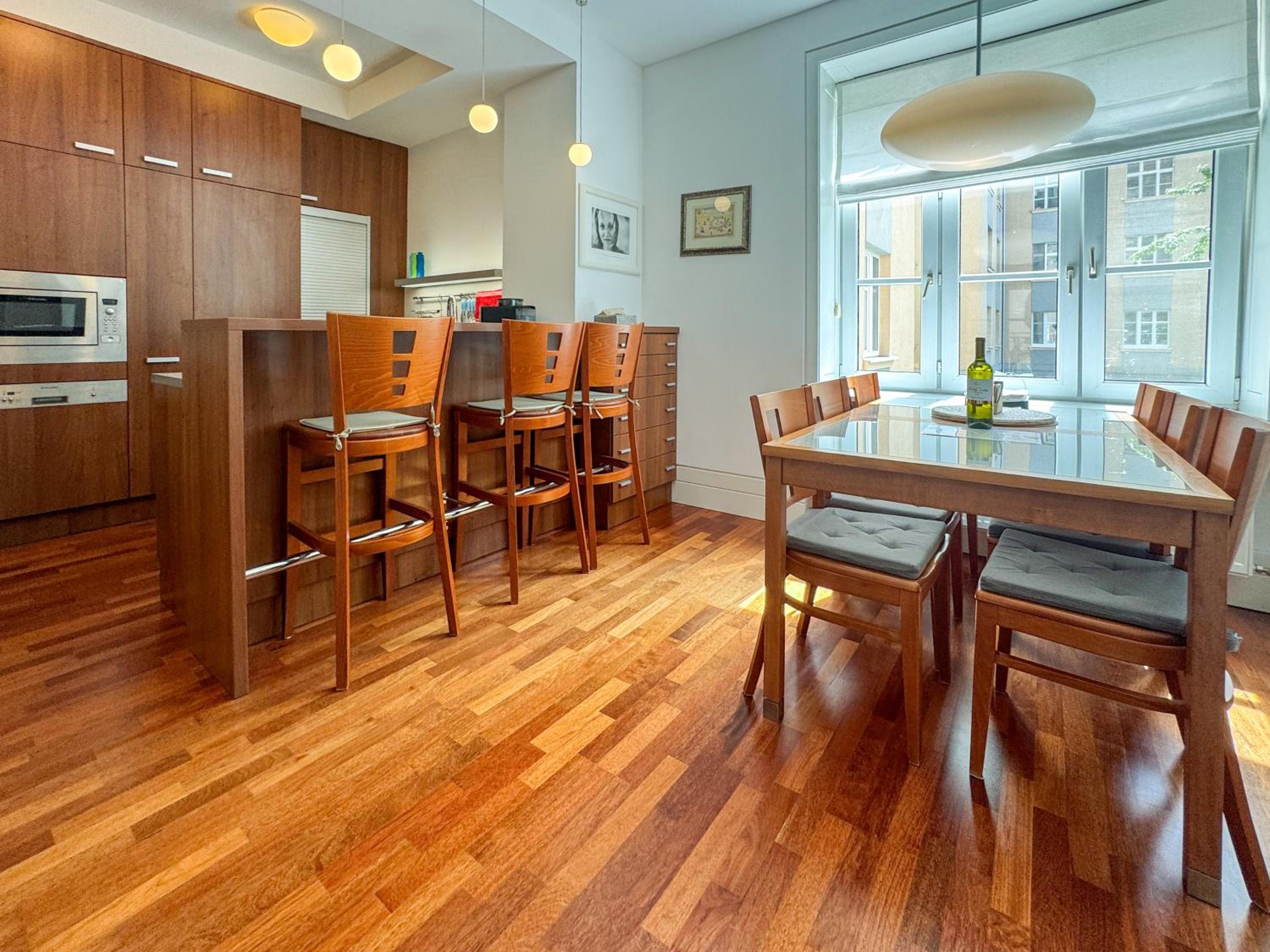 Apartment 29 Old Town, 2 Bathrooms, AC, Quiet