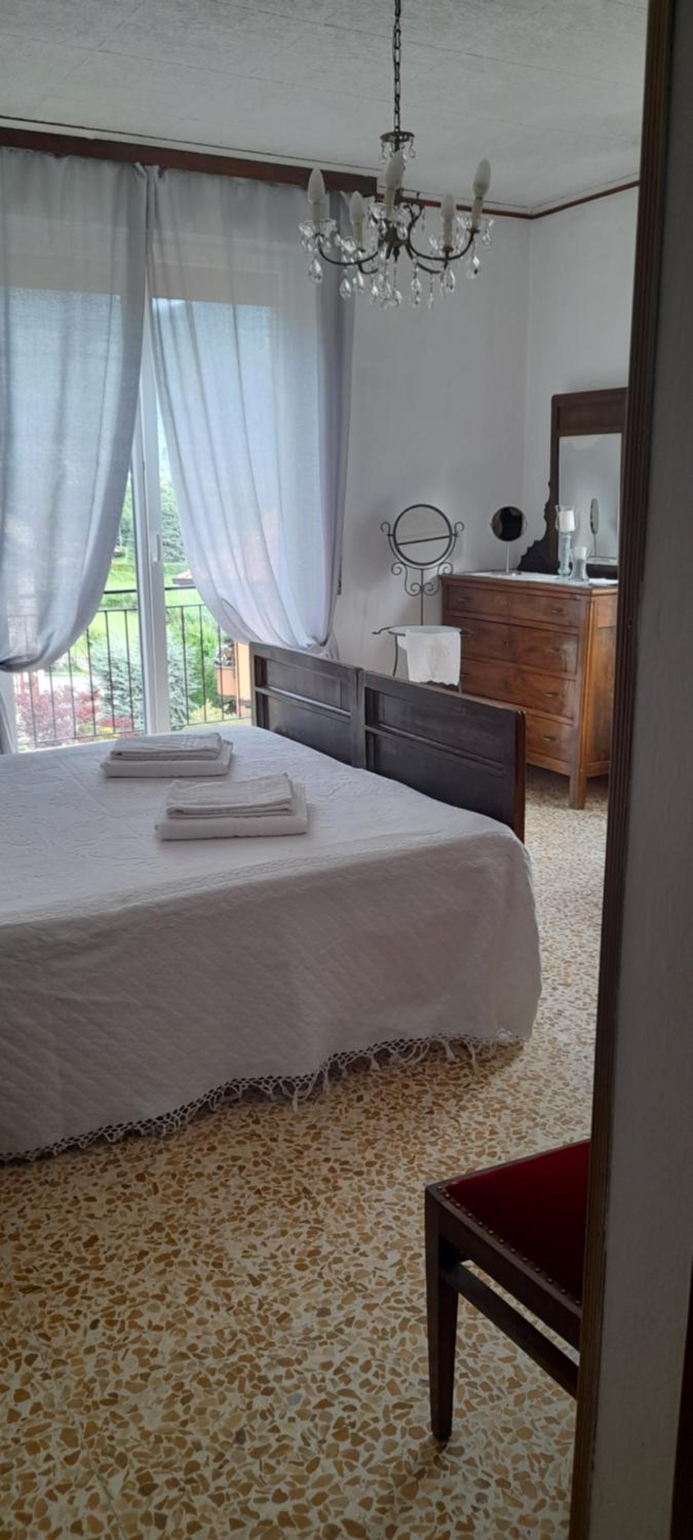Photo 48