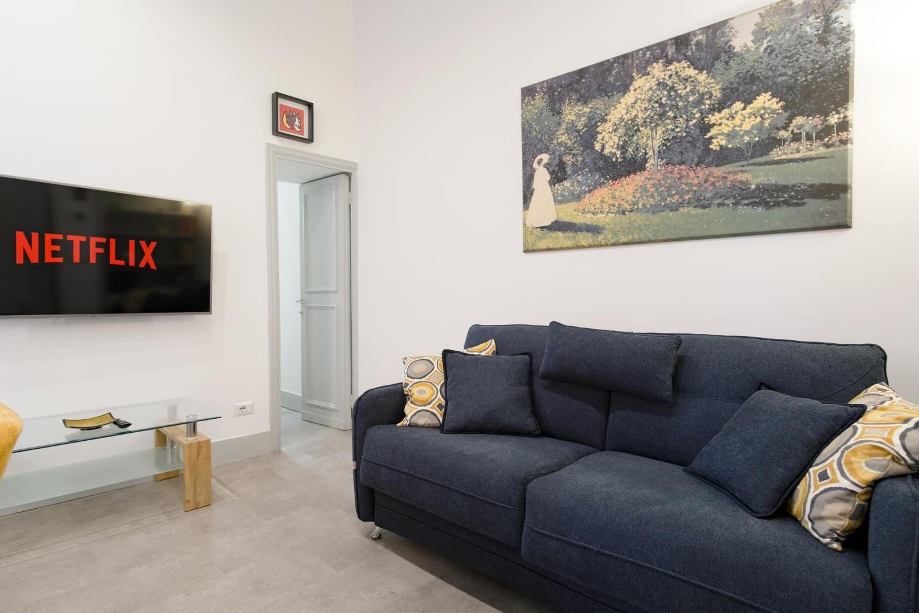 Elegantis Trastevere Modern Apartment - Comfort in Rome Most Charming District