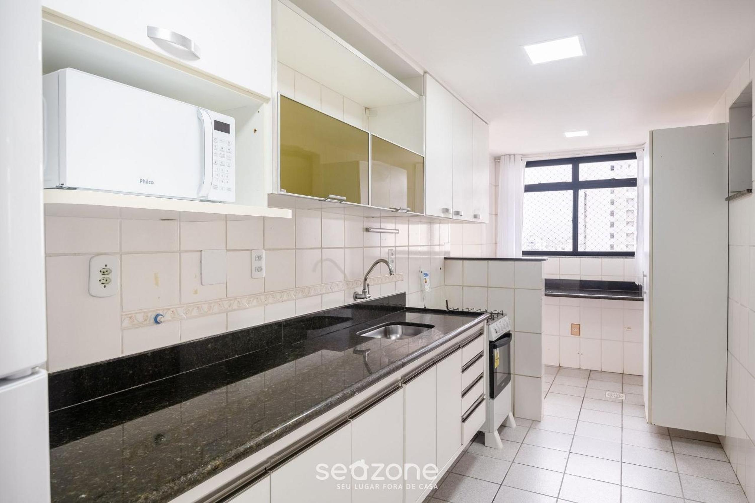 3 Bedroom Apartment 190m from the Beach EPP0602