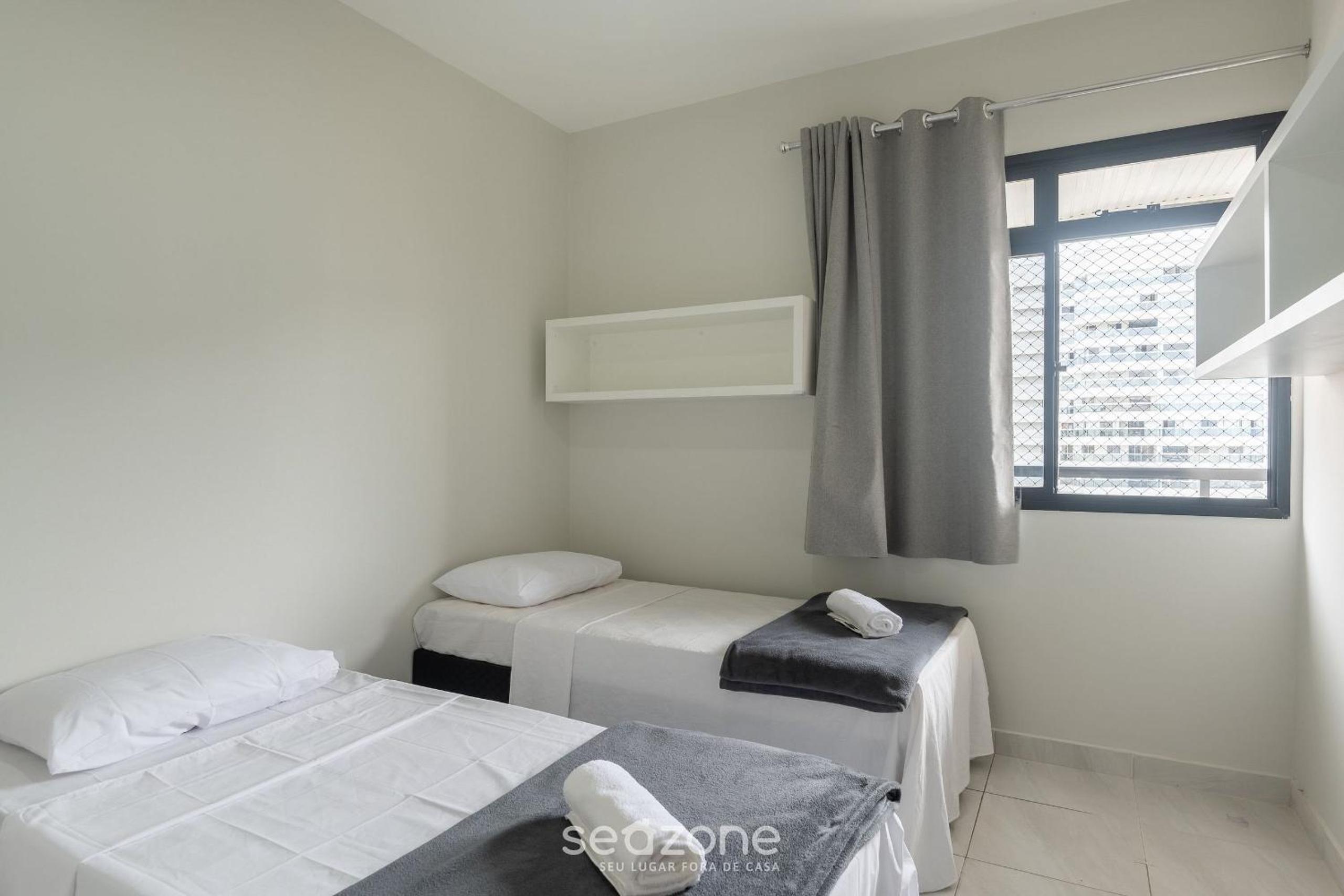 3 Bedroom Apartment 190m from the Beach EPP0602