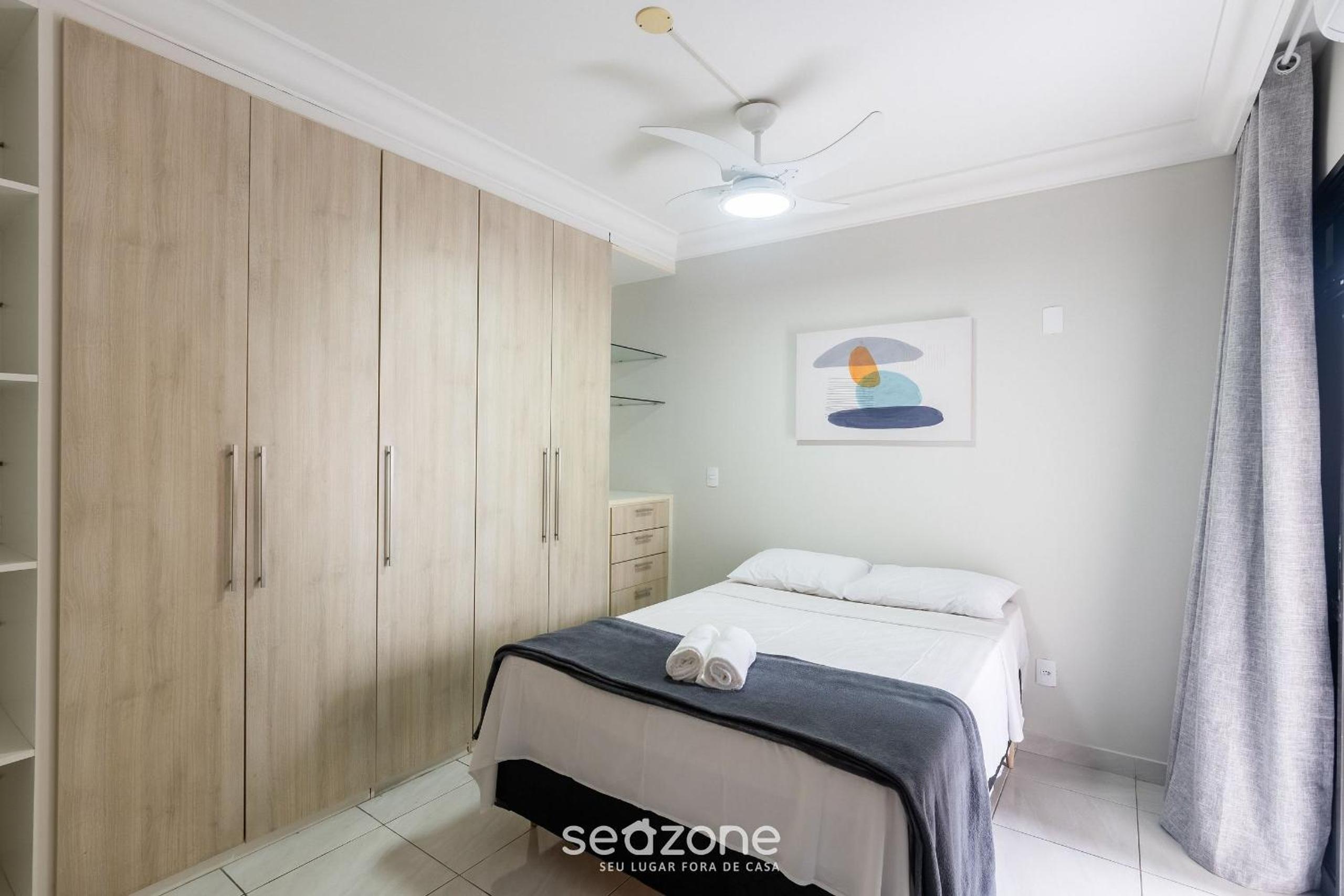 3 Bedroom Apartment 190m from the Beach EPP0602